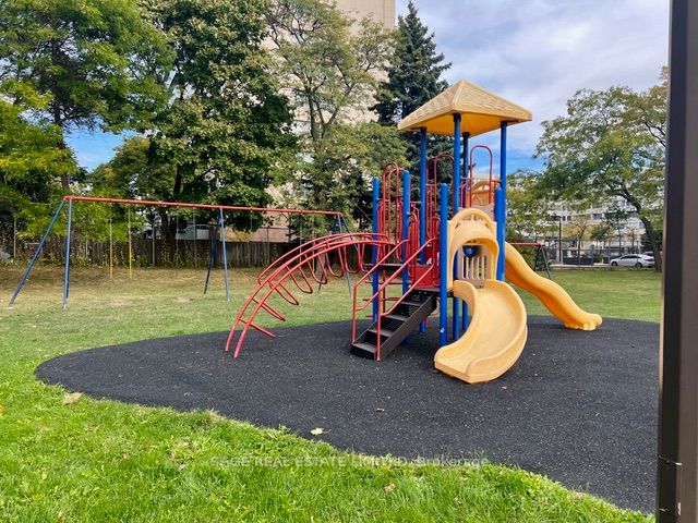 180 Markham Road, #707