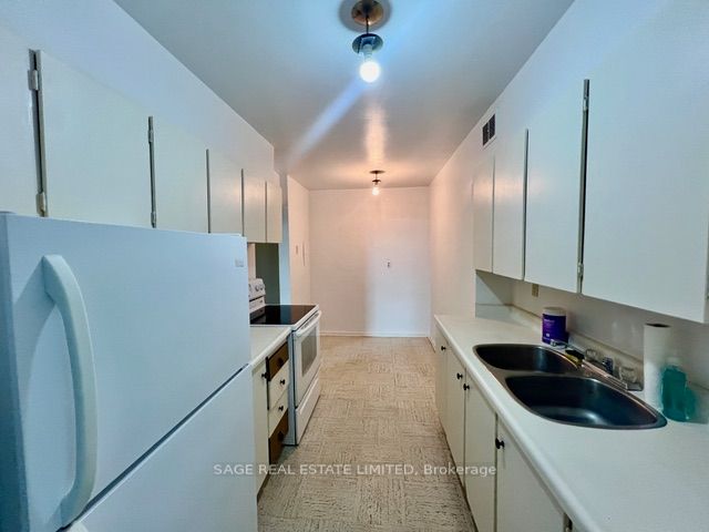 180 Markham Road, #707