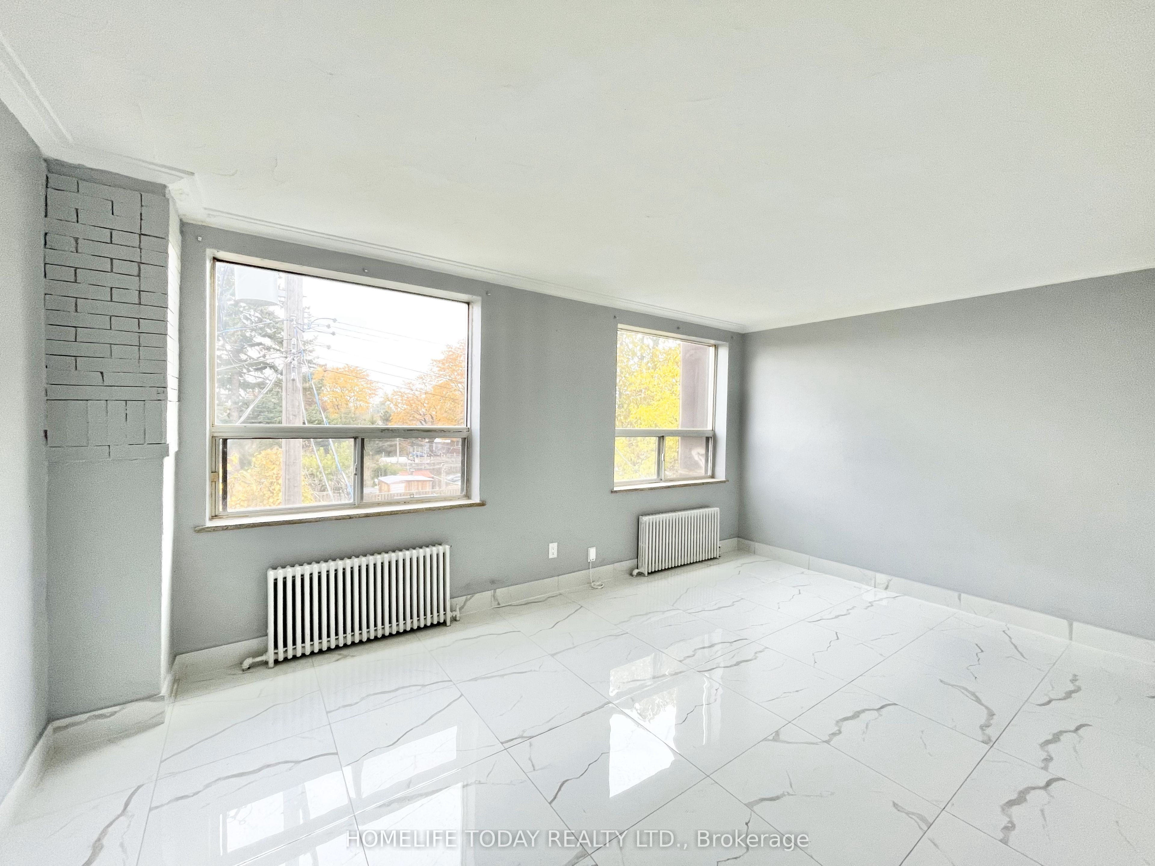 2624 Eglinton Avenue E, #1