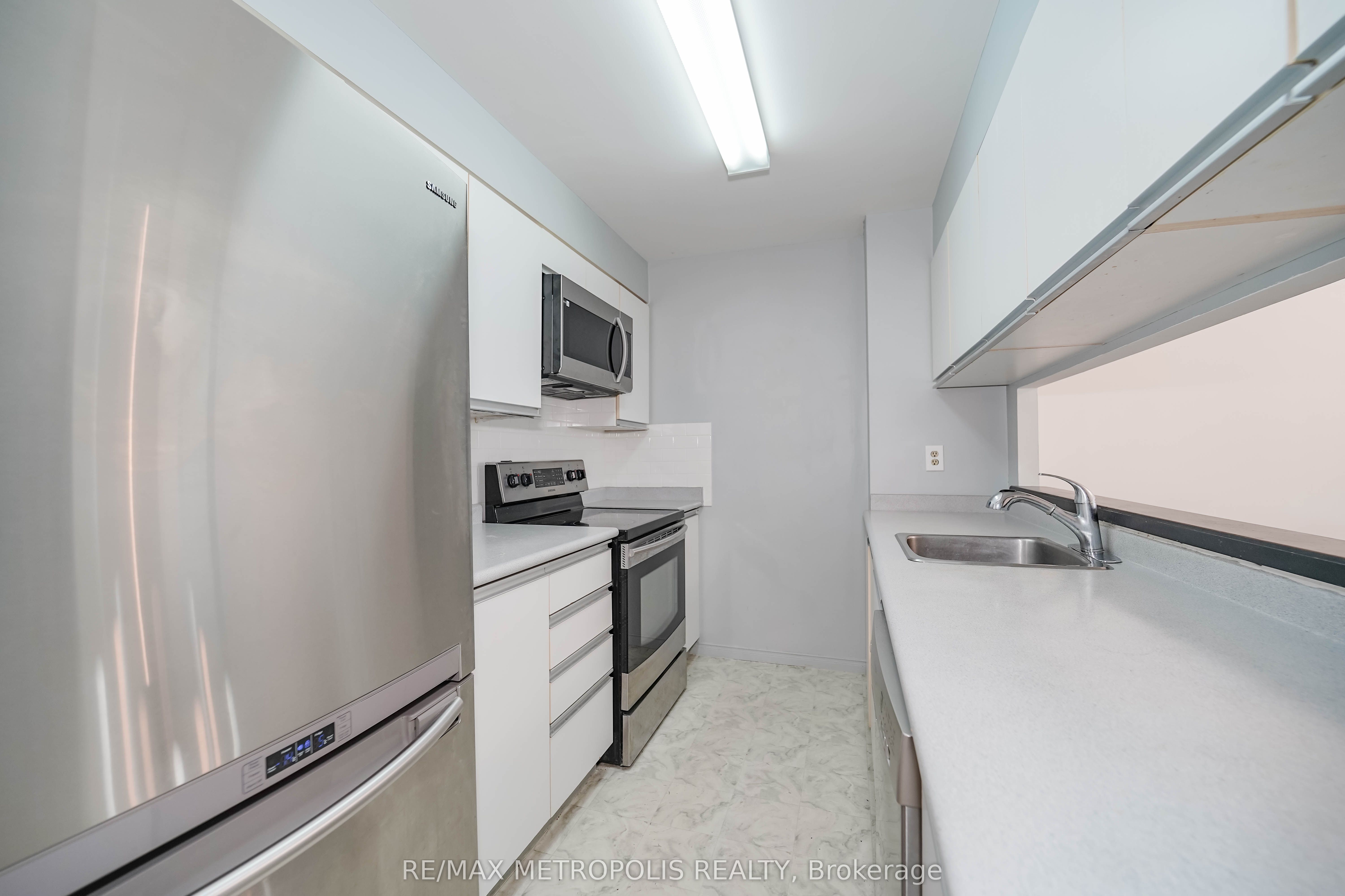 90 Dale Avenue #502