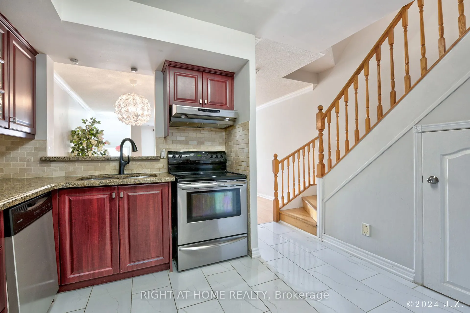 1881 Mcnicoll Avenue, #515