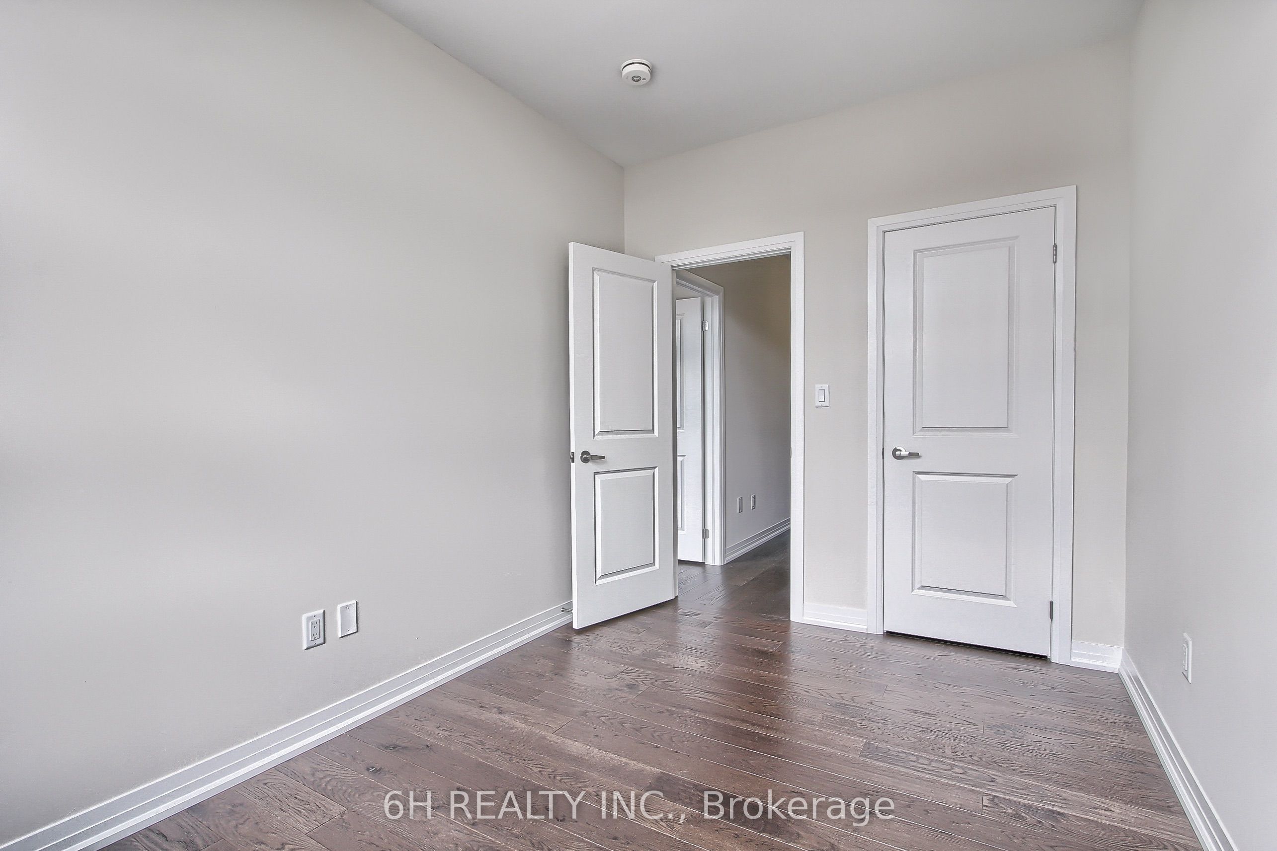 2616 Hibiscus Drive