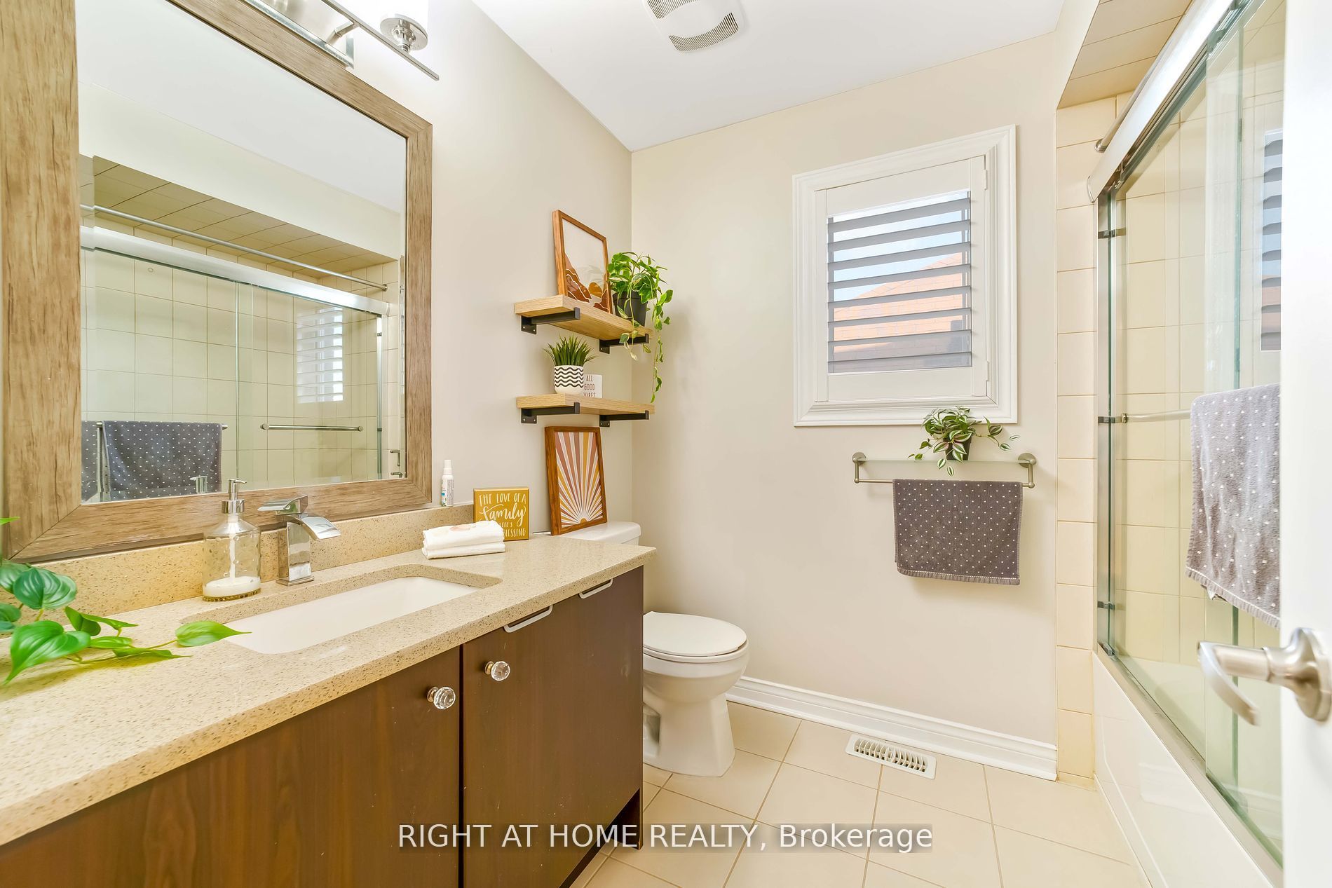 65 KEITH WRIGHT Crescent