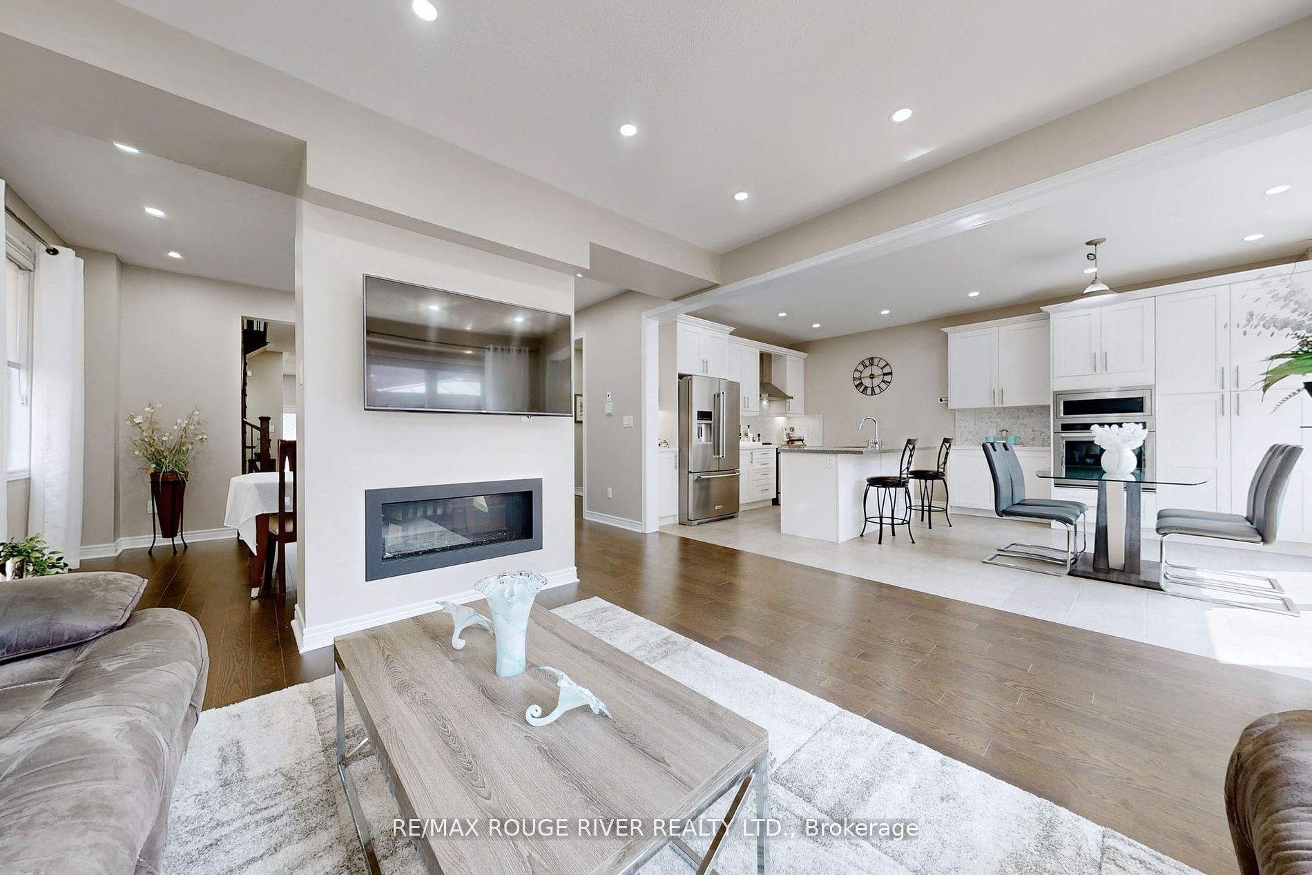 2620 Cerise Manor