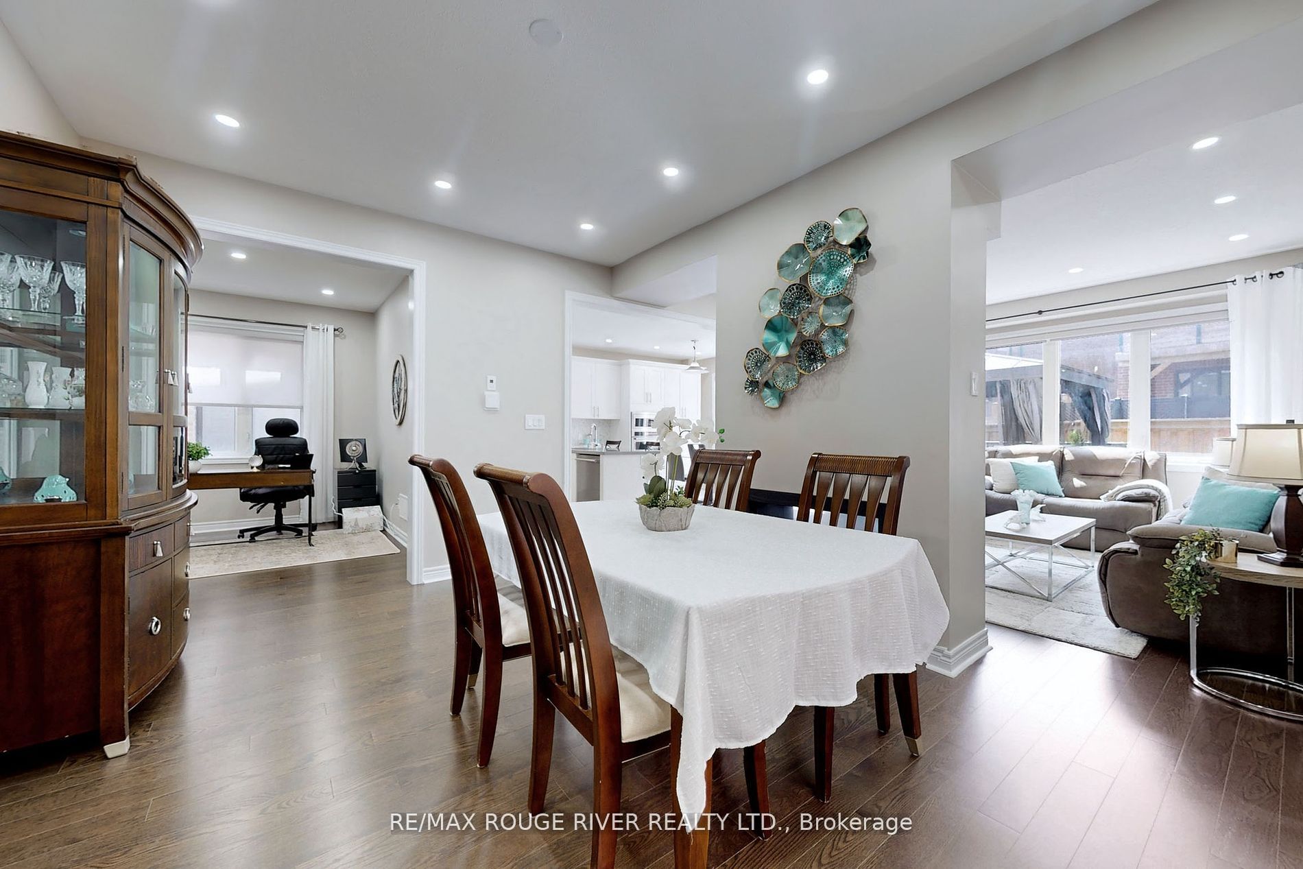 2620 Cerise Manor