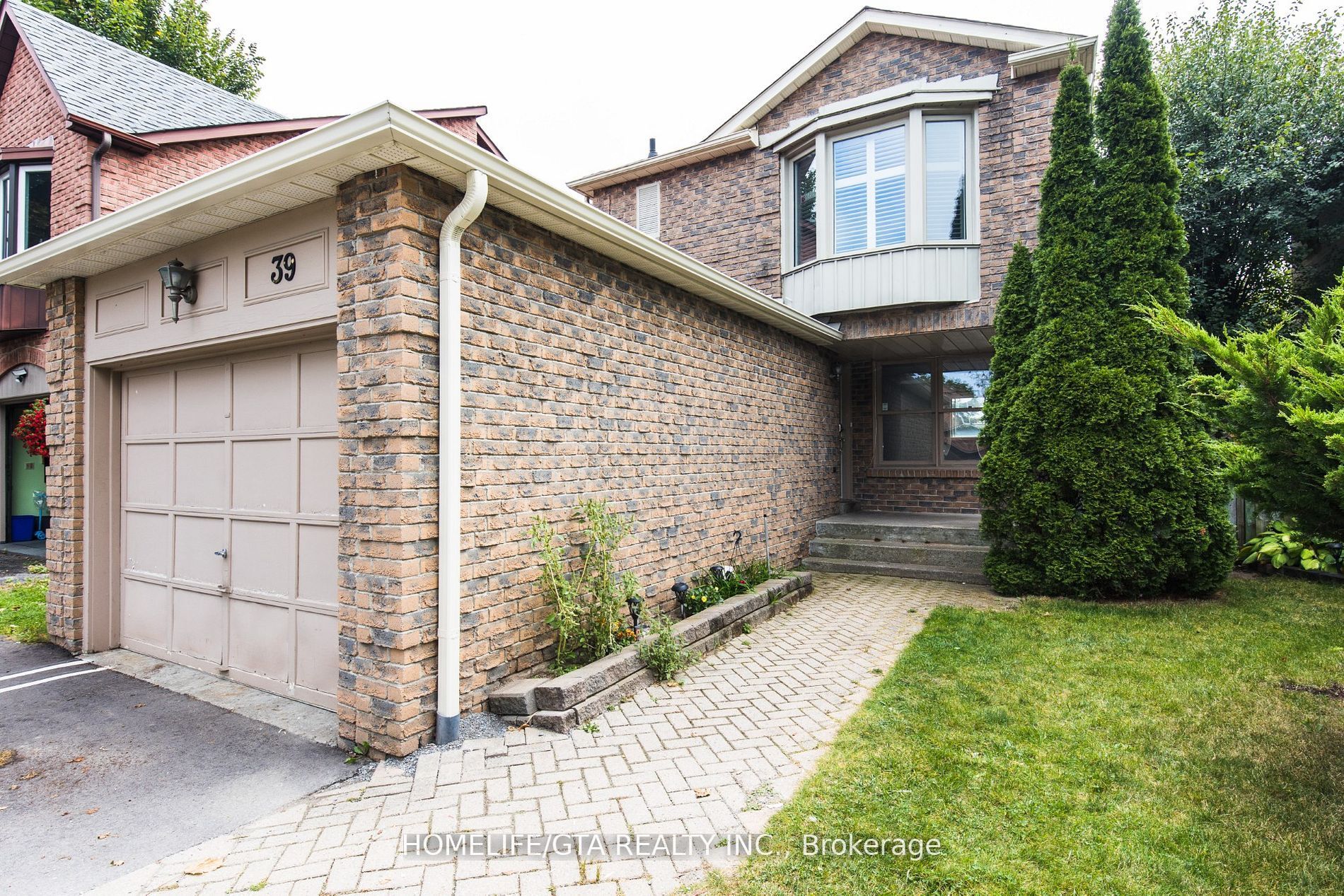 39 Millington Crescent