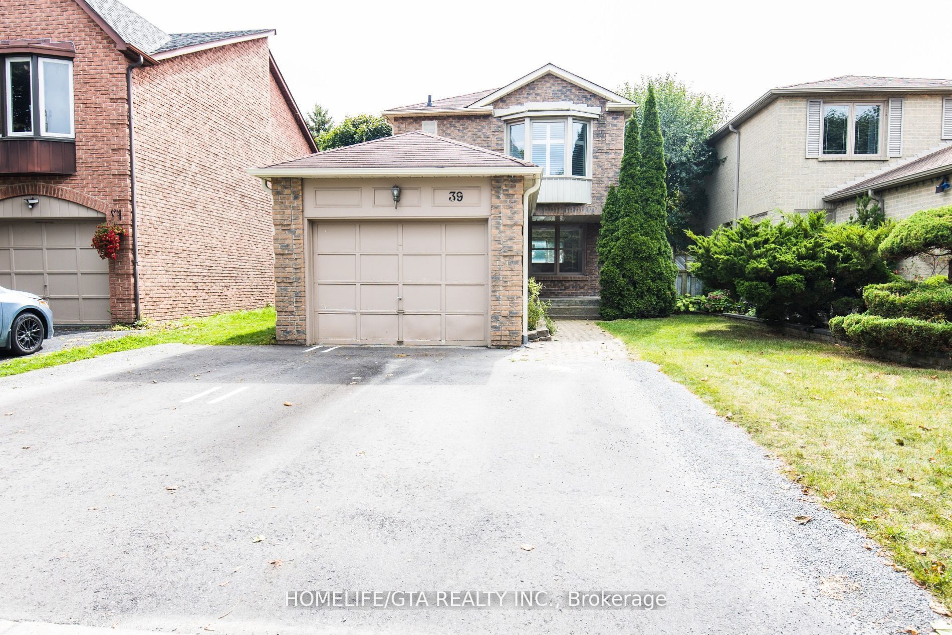 39 Millington Crescent