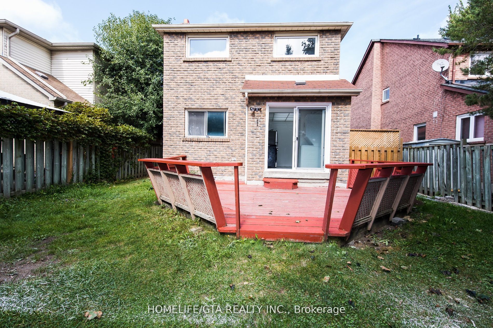 39 Millington Crescent