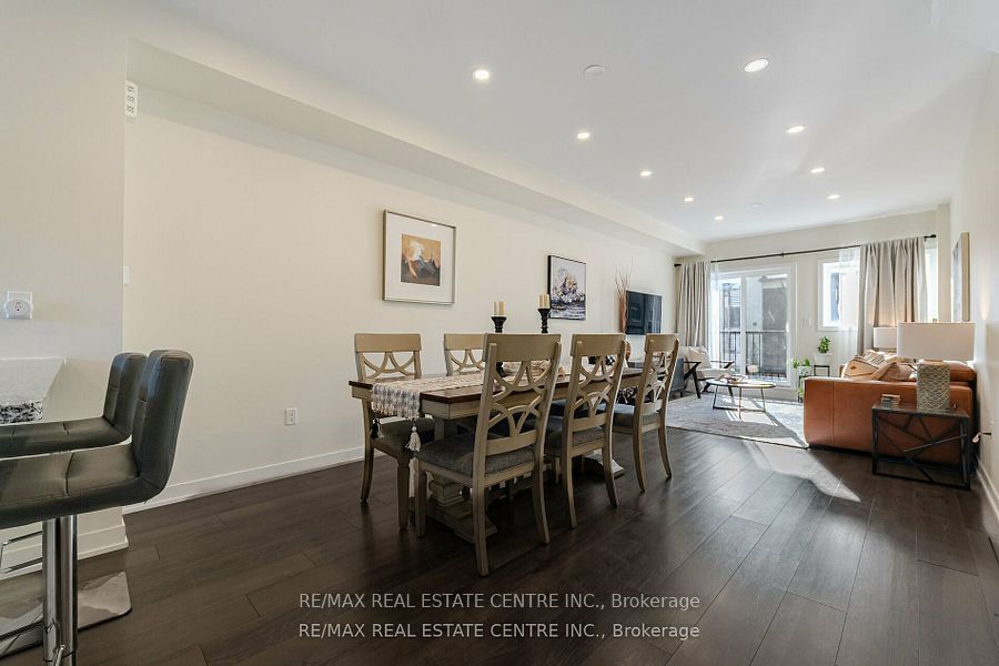 250 Finch Avenue, #105