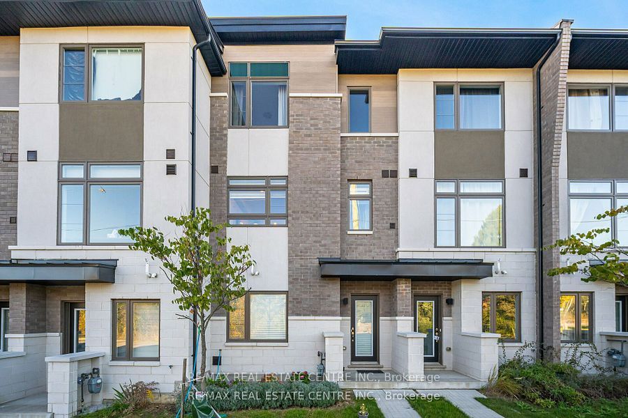 250 Finch Avenue, #105
