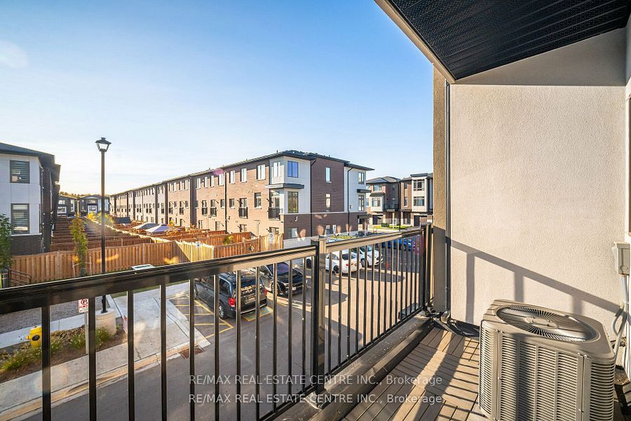 250 Finch Avenue, #105