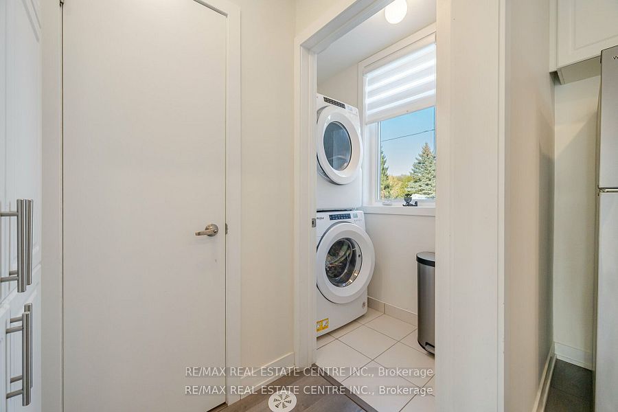 250 Finch Avenue, #105
