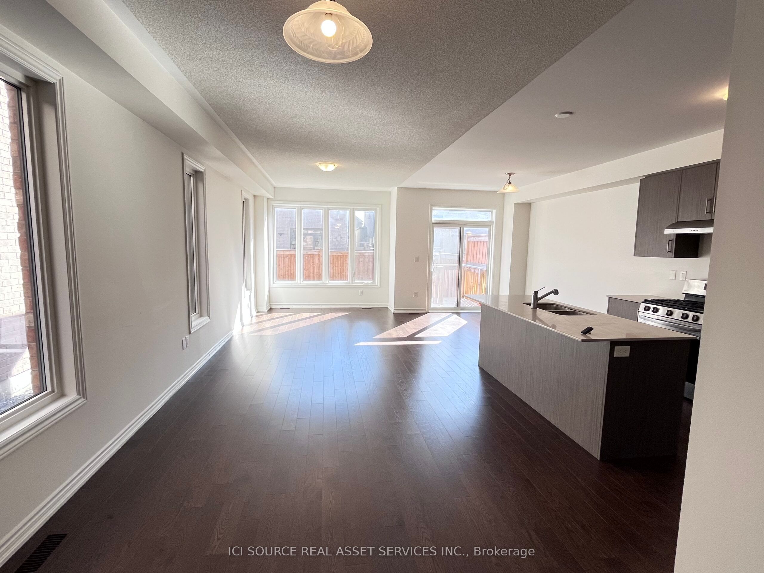 122 Laing Drive
