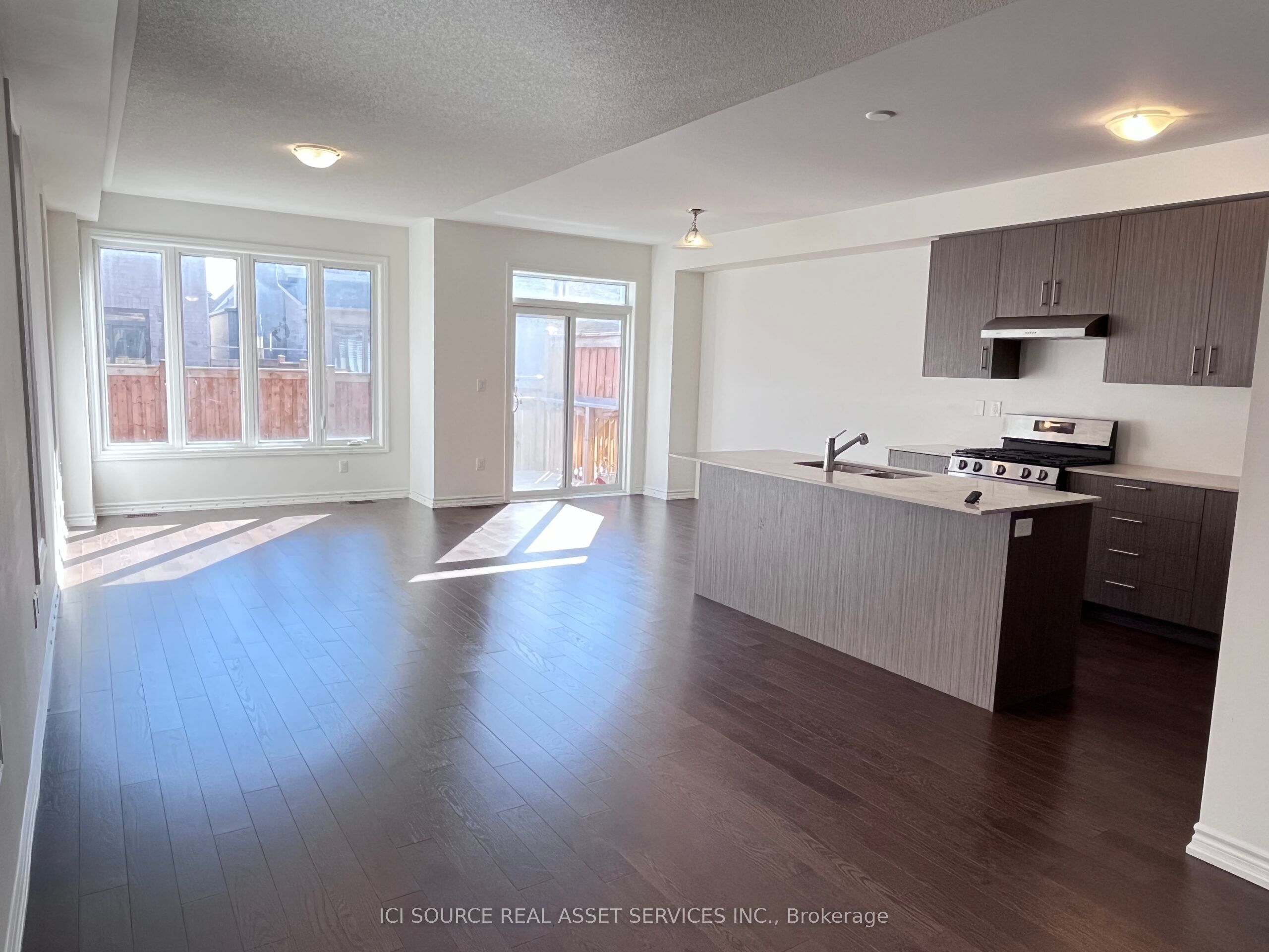 122 Laing Drive