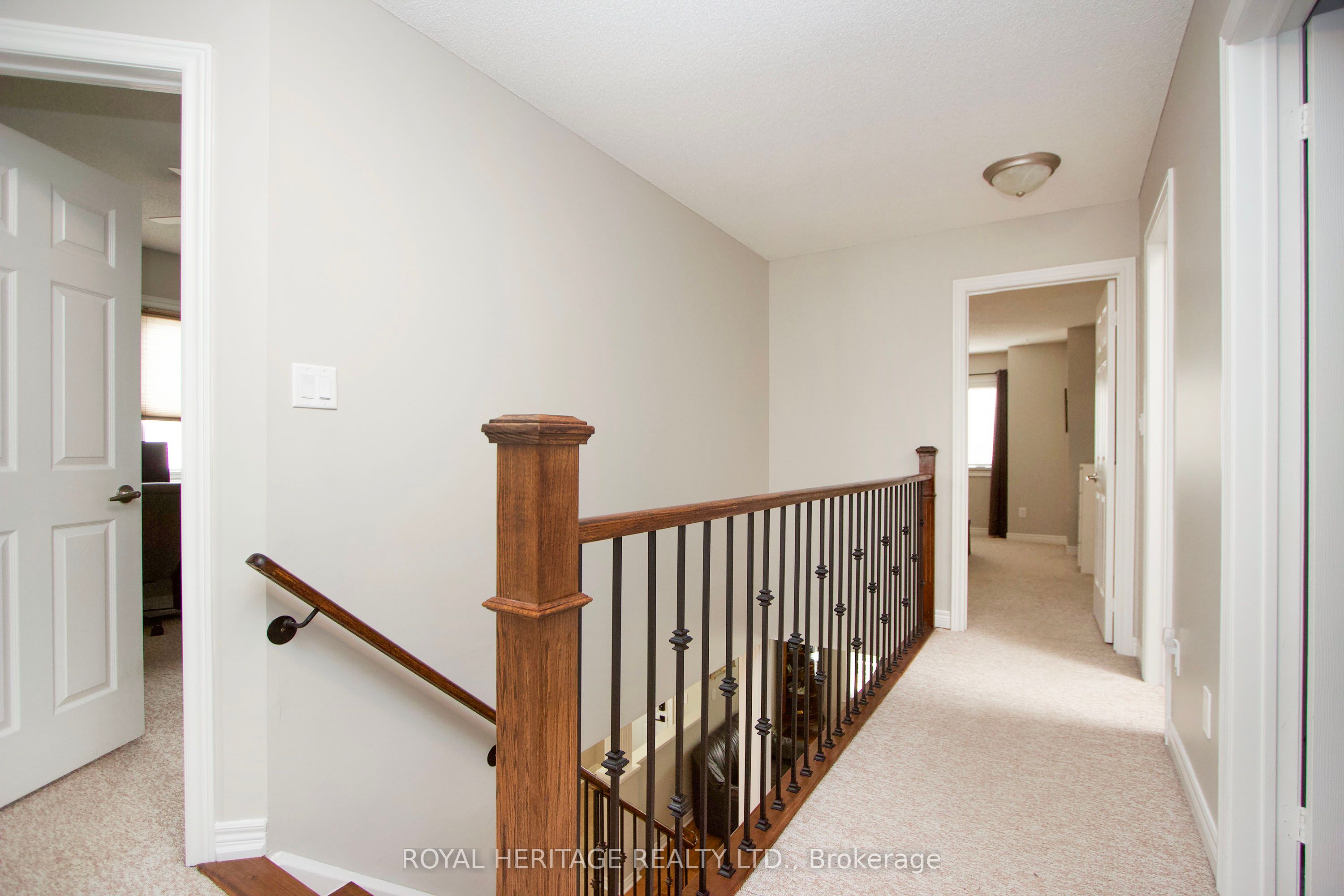8 Bedell Crescent N
