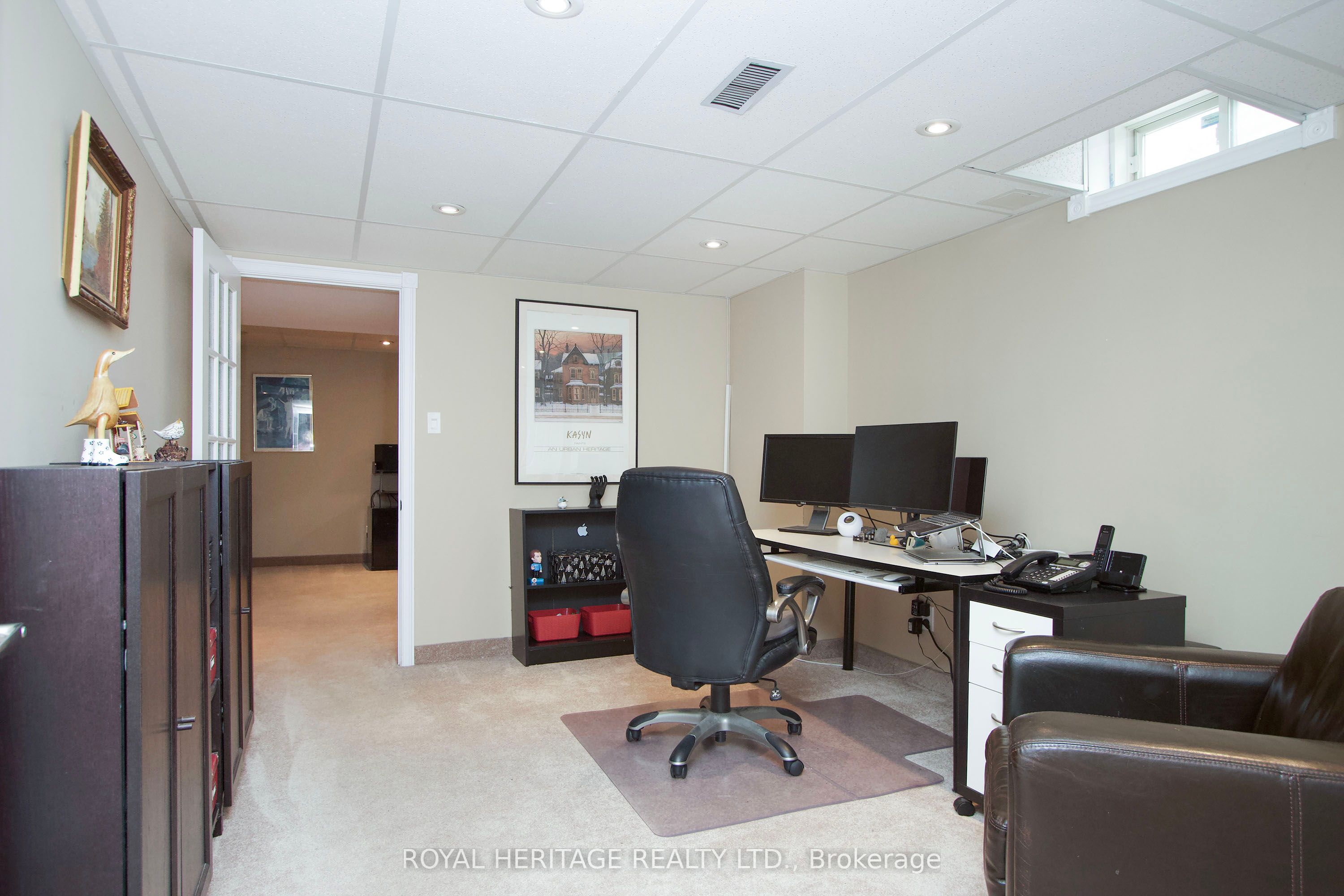 8 Bedell Crescent N