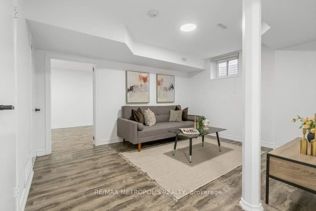 96 Ashridge Drive, #BSMT