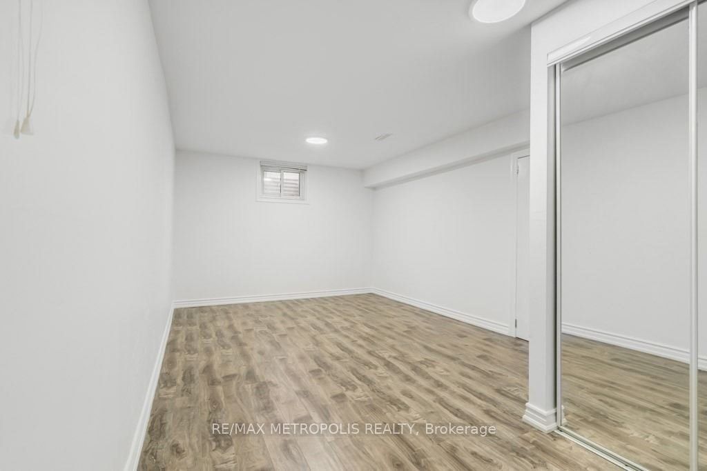 96 Ashridge Drive, #BSMT