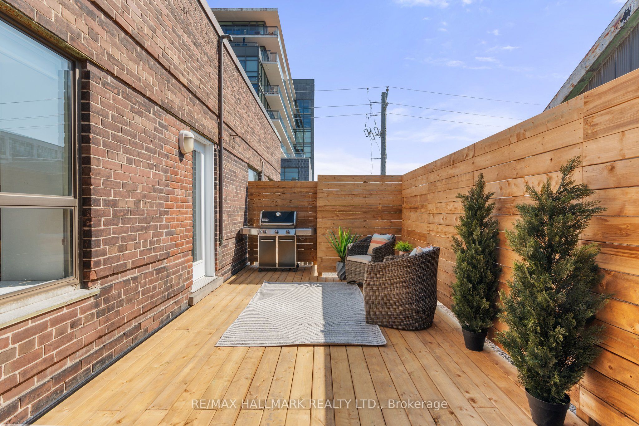 326 Carlaw Avenue, #203