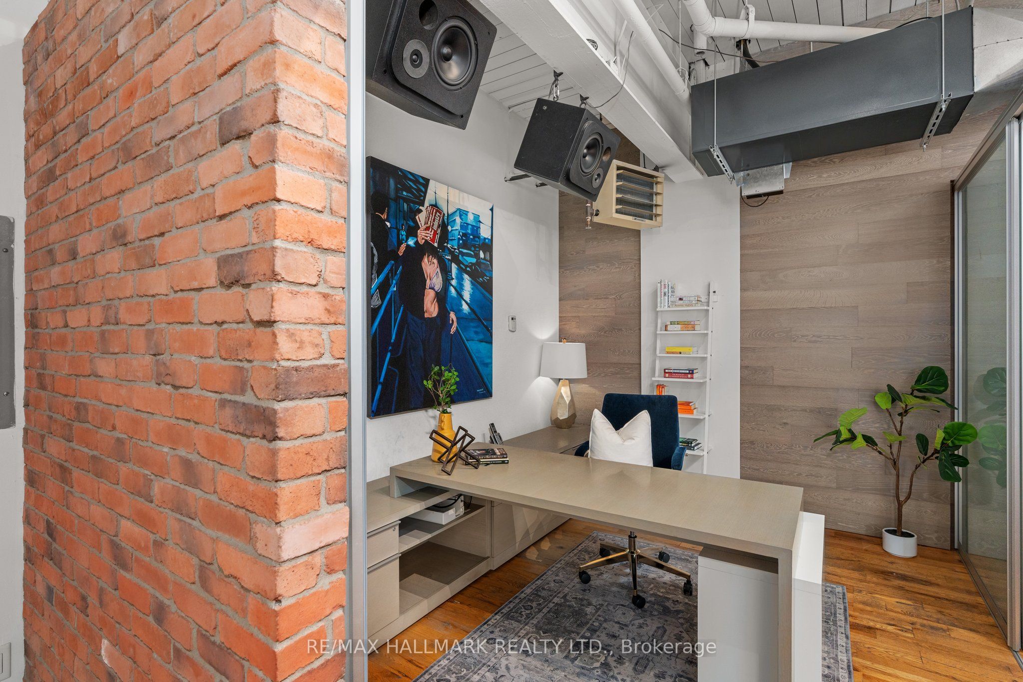 326 Carlaw Avenue, #203