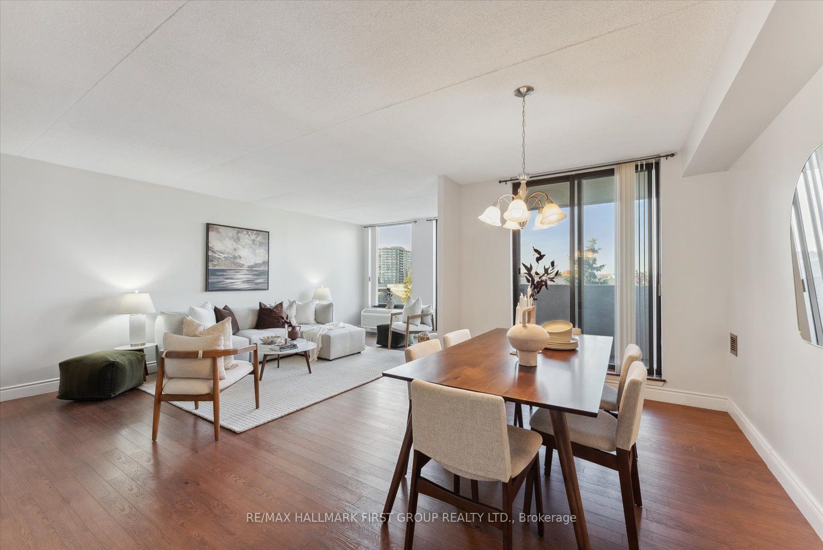 1525 Diefenbaker Court, #511