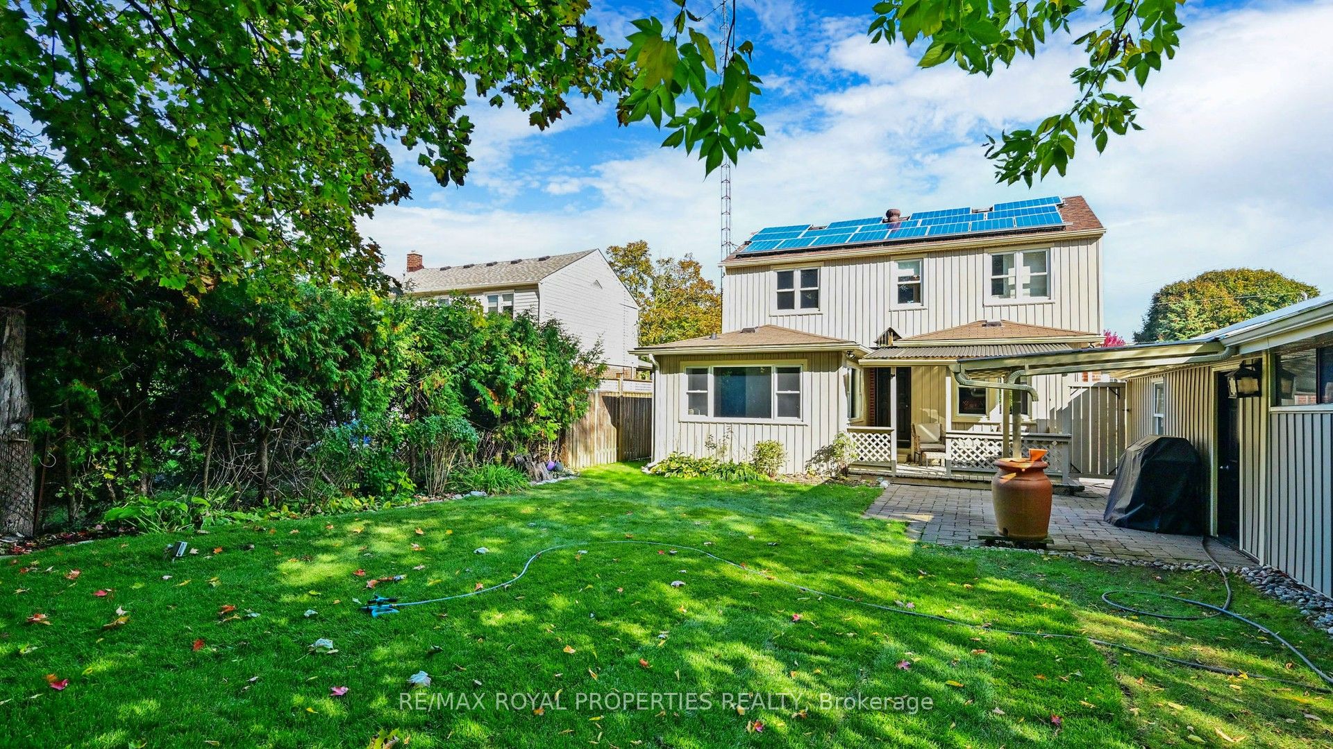 818 Masson Street