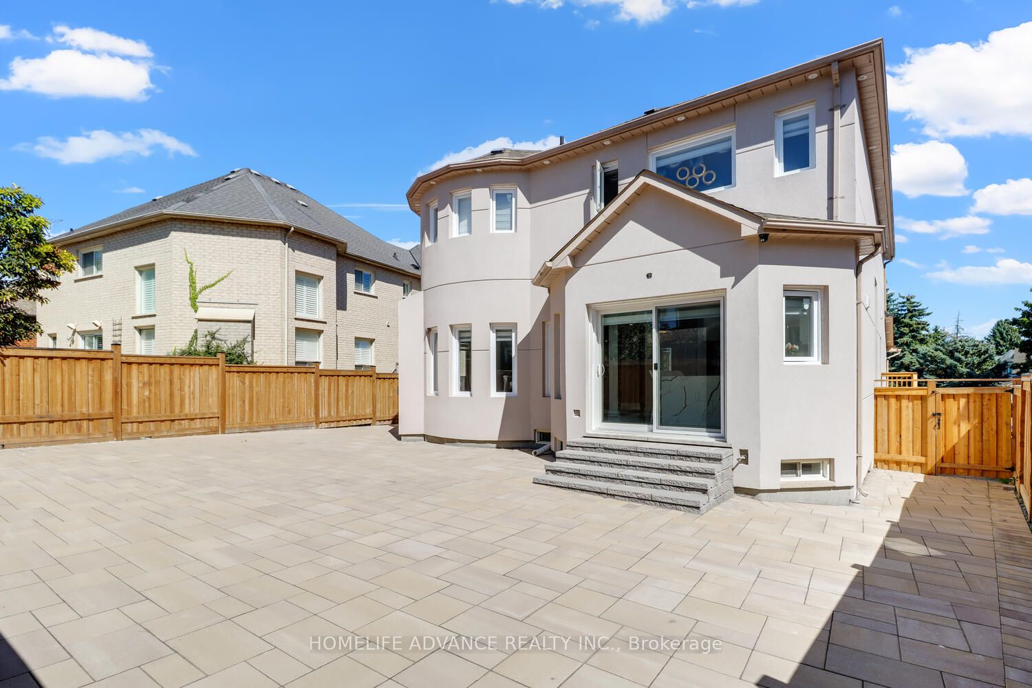 2396 Southcott Road