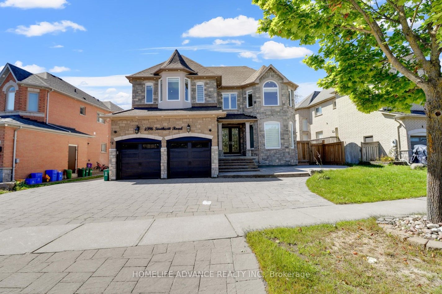 2396 Southcott Road