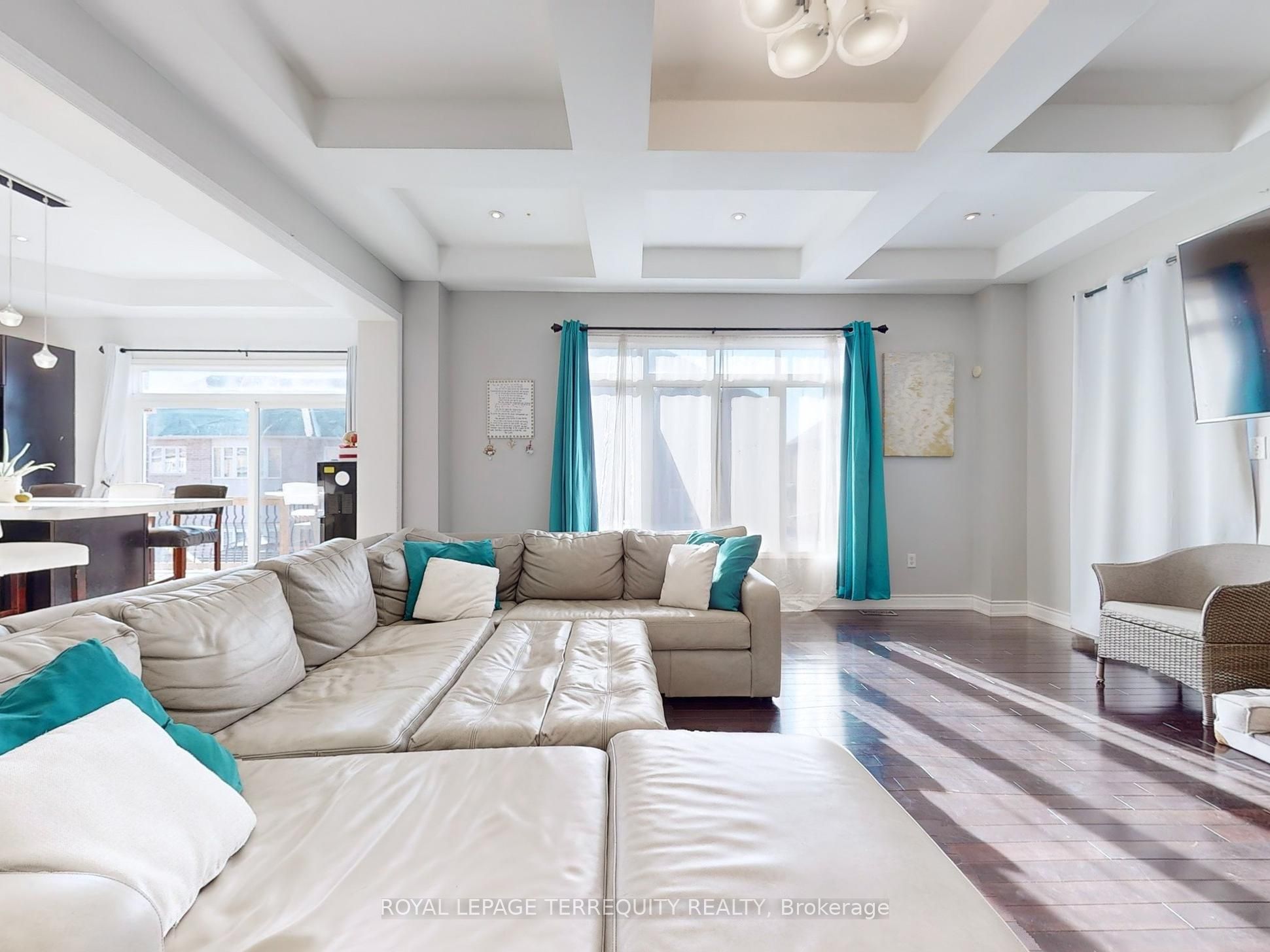 7 Bissland Drive