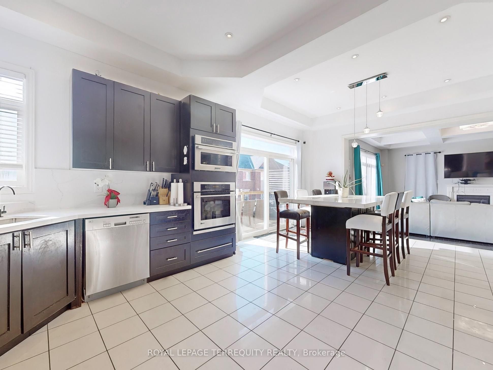 7 Bissland Drive
