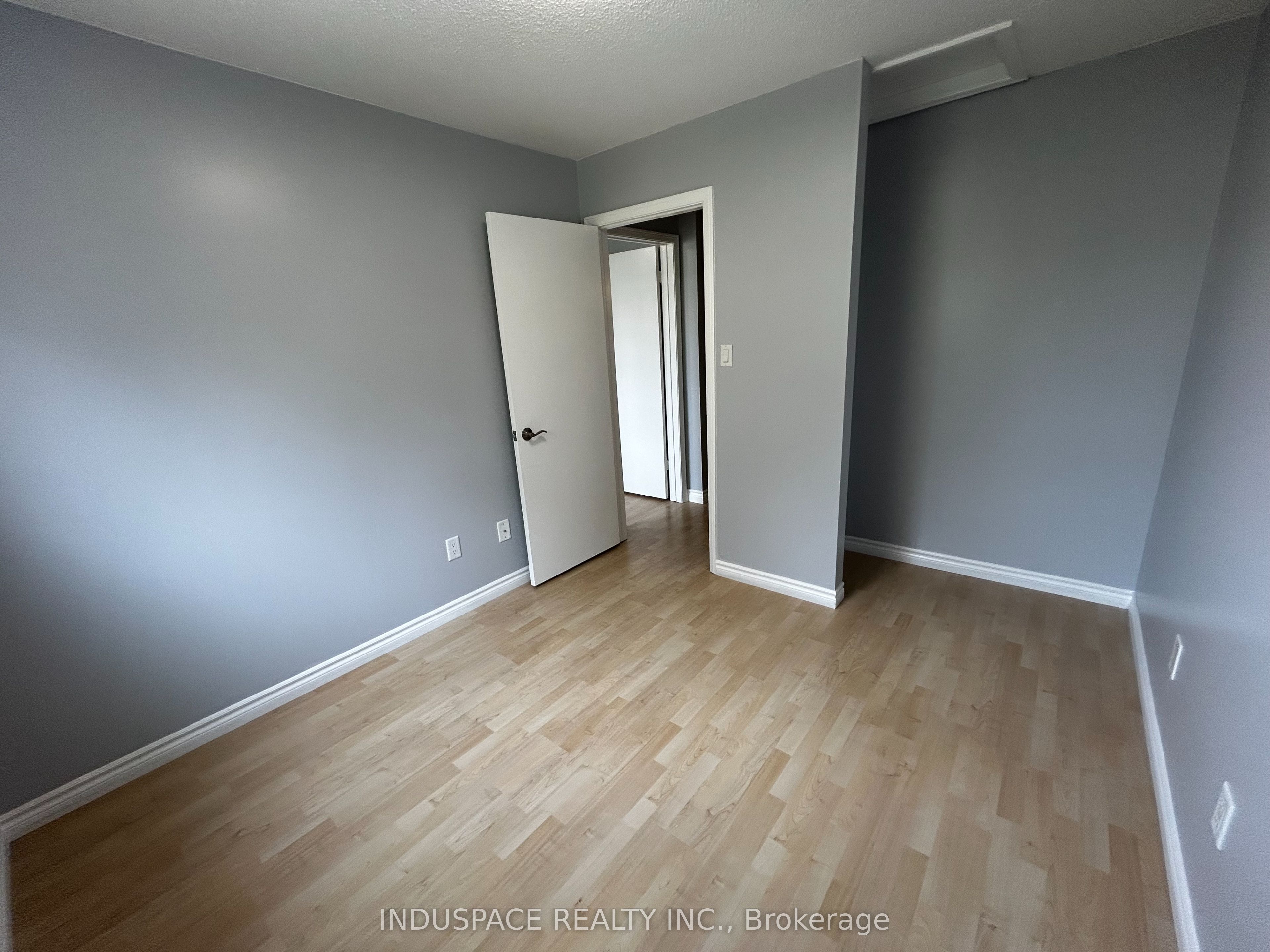 45 Granada Crescent