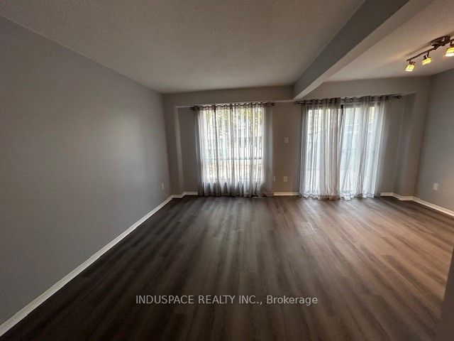 45 Granada Crescent
