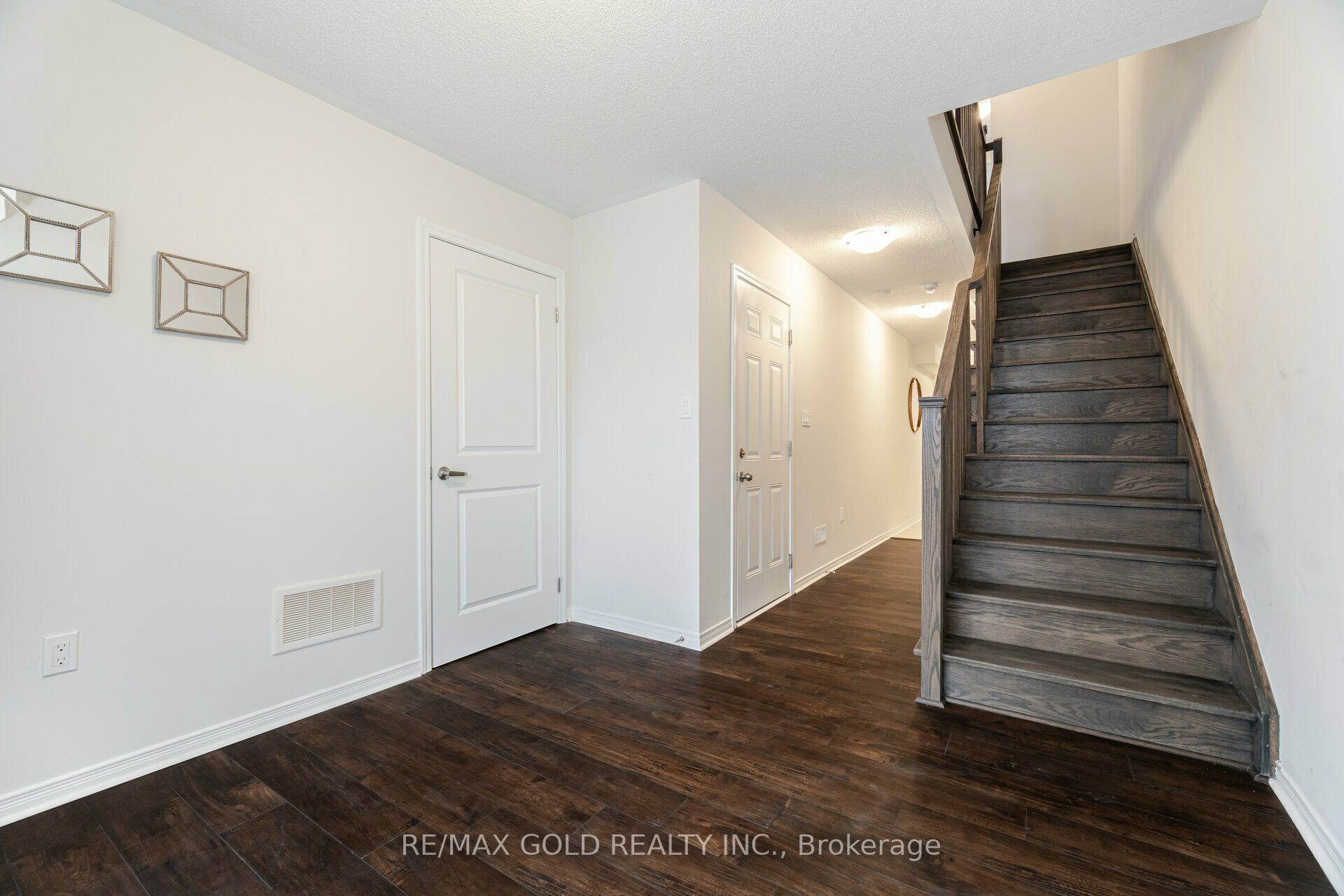 829 Atwater Path