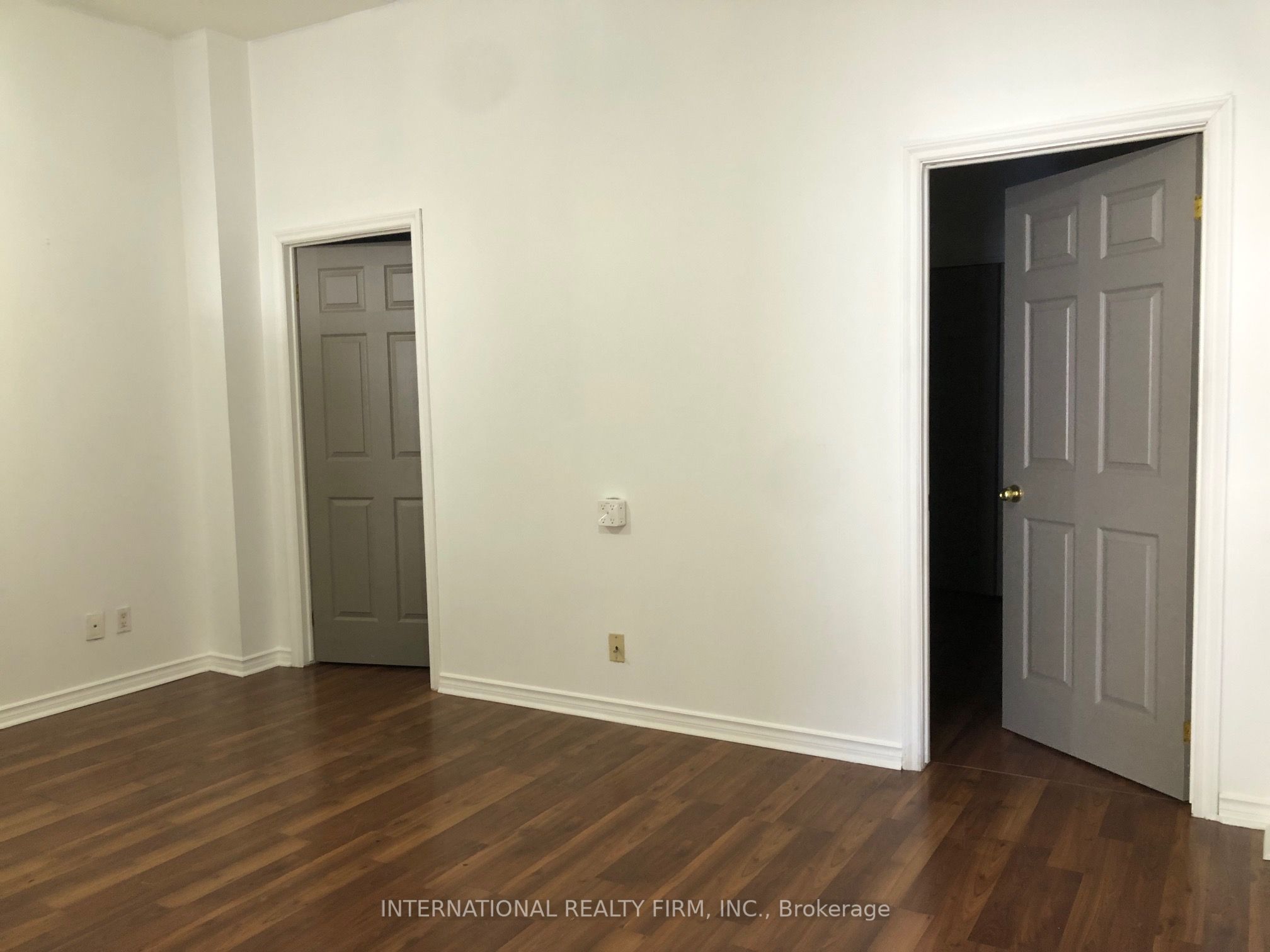 1272 Danforth Avenue, #Main