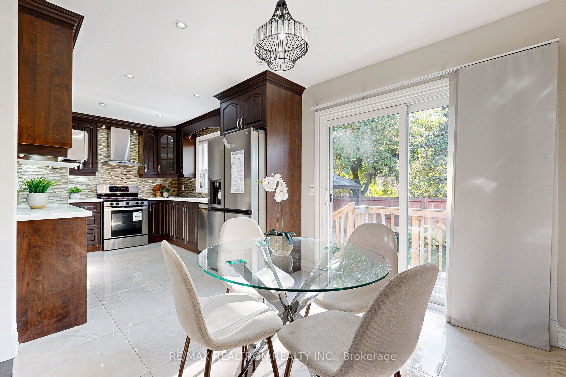 32 Araman Drive