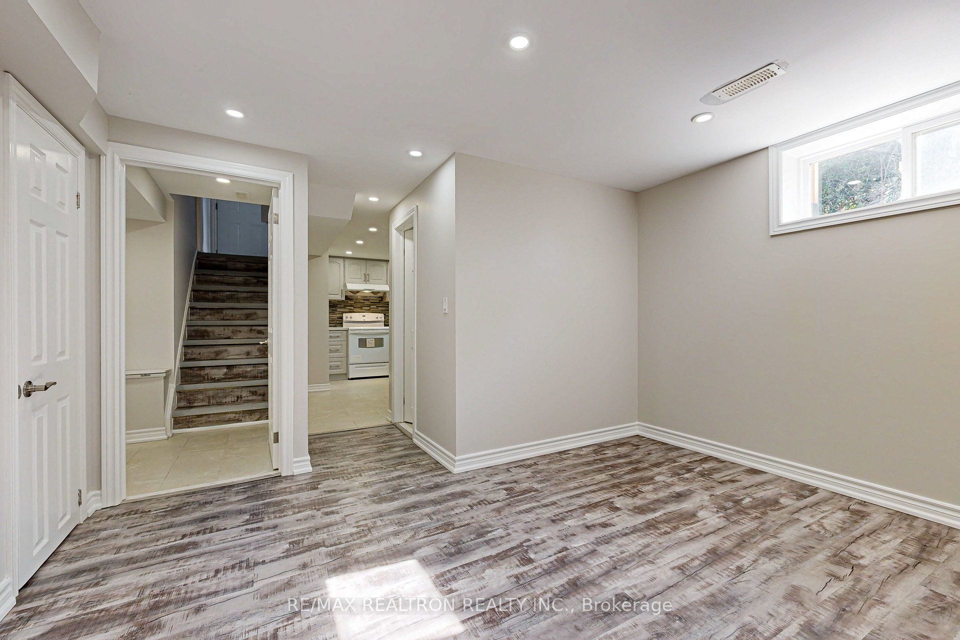 32 Araman Drive