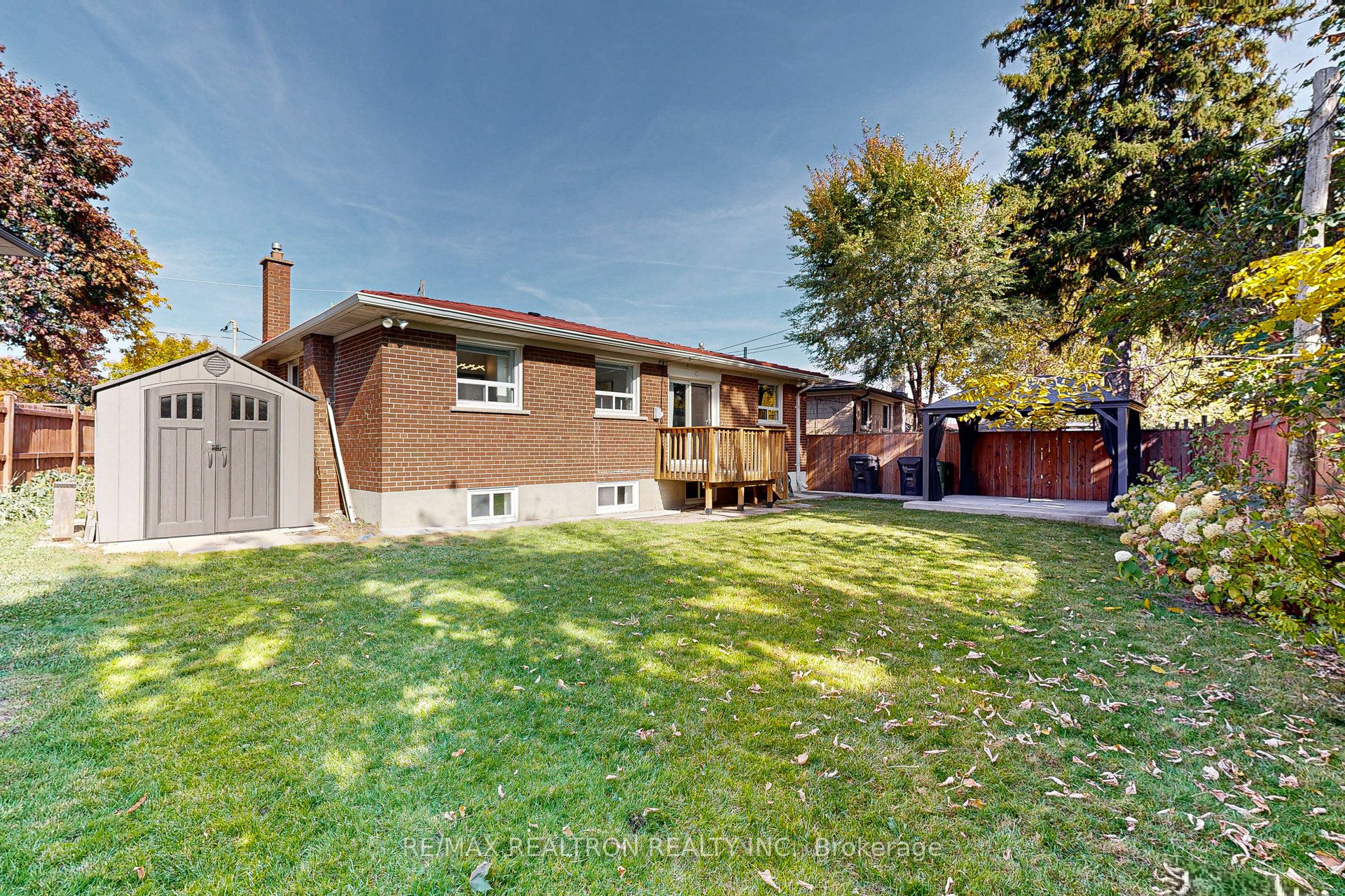 32 Araman Drive
