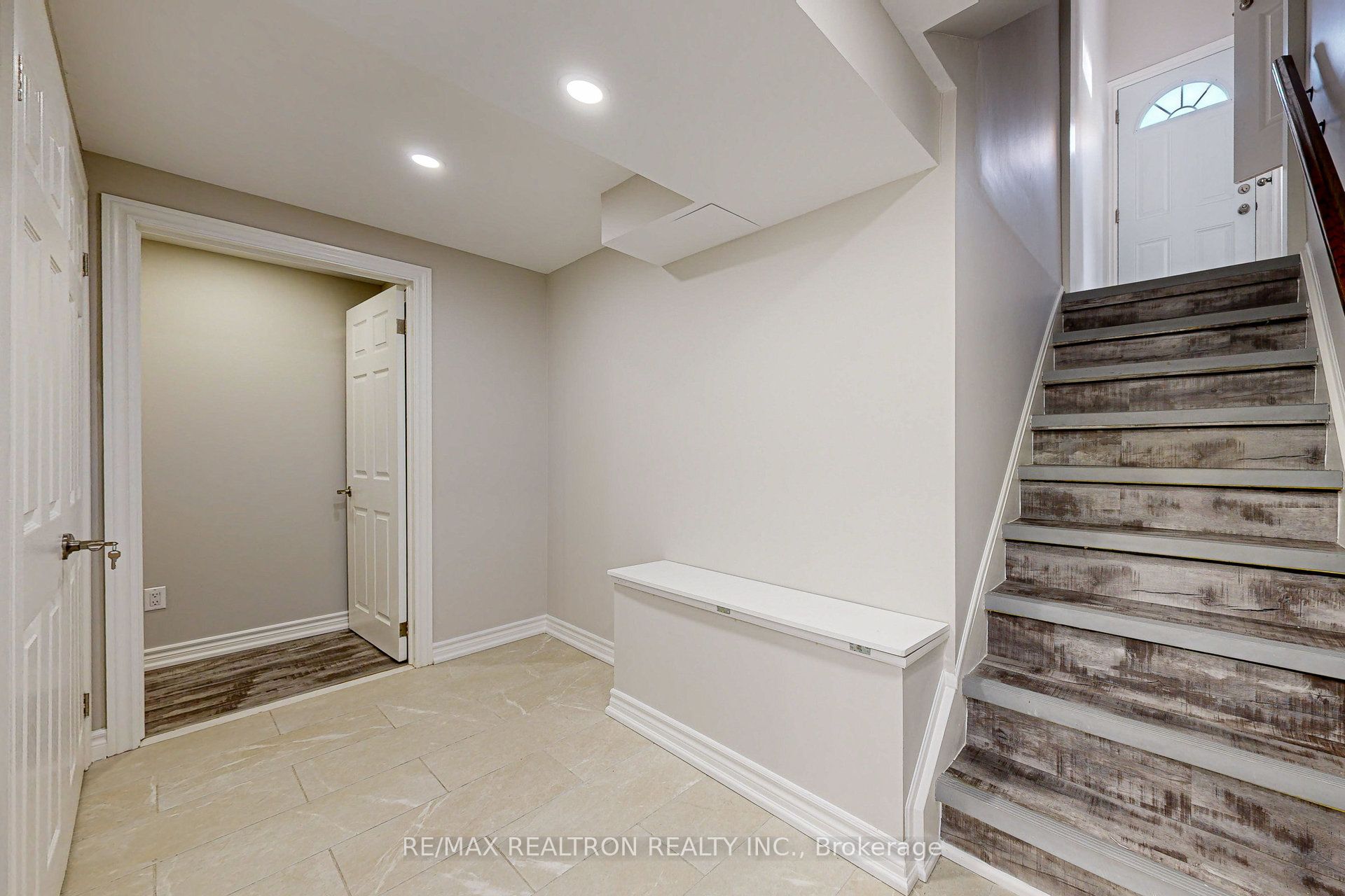 32 Araman Drive