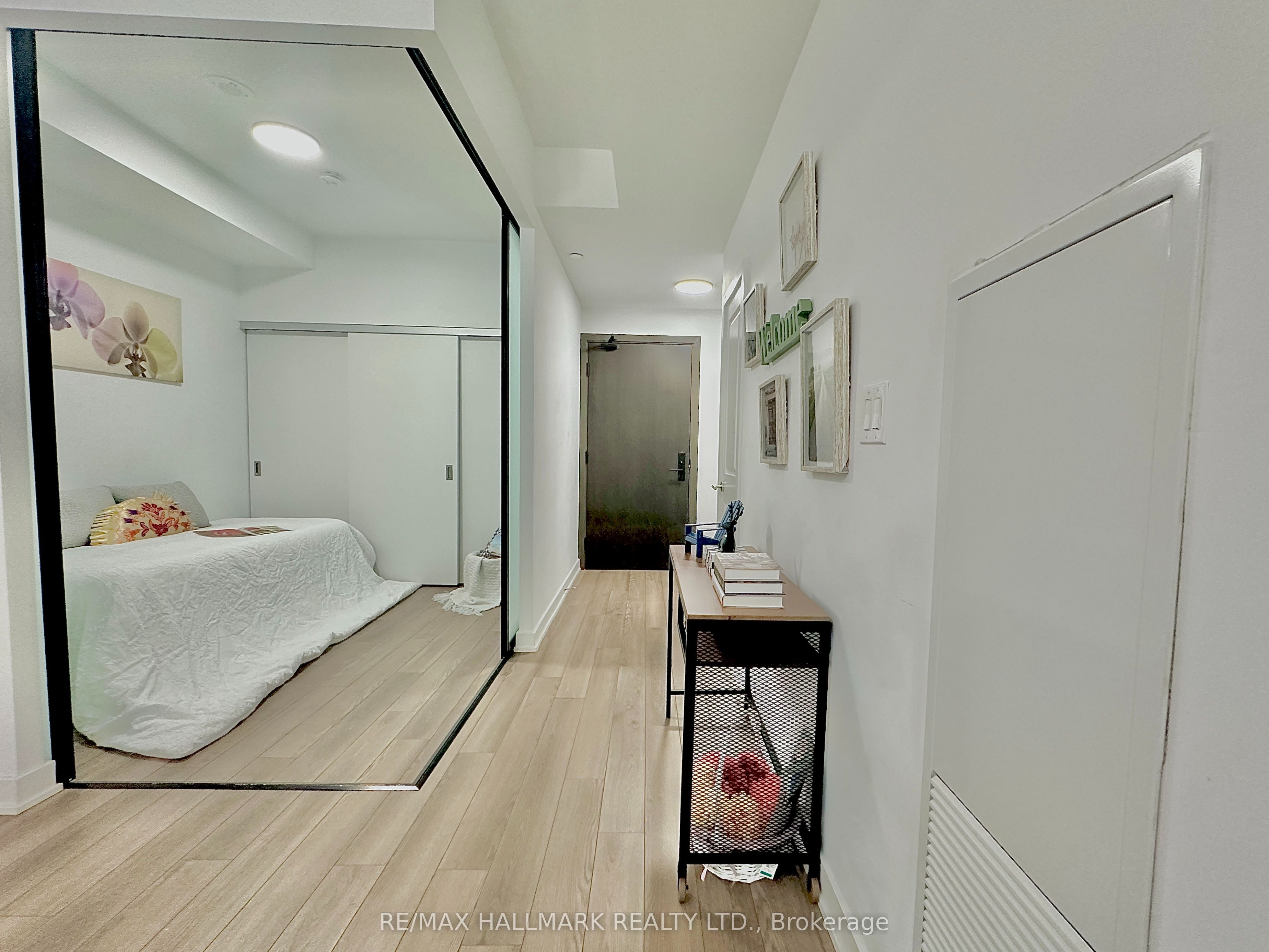2799 Kingston Road, #223