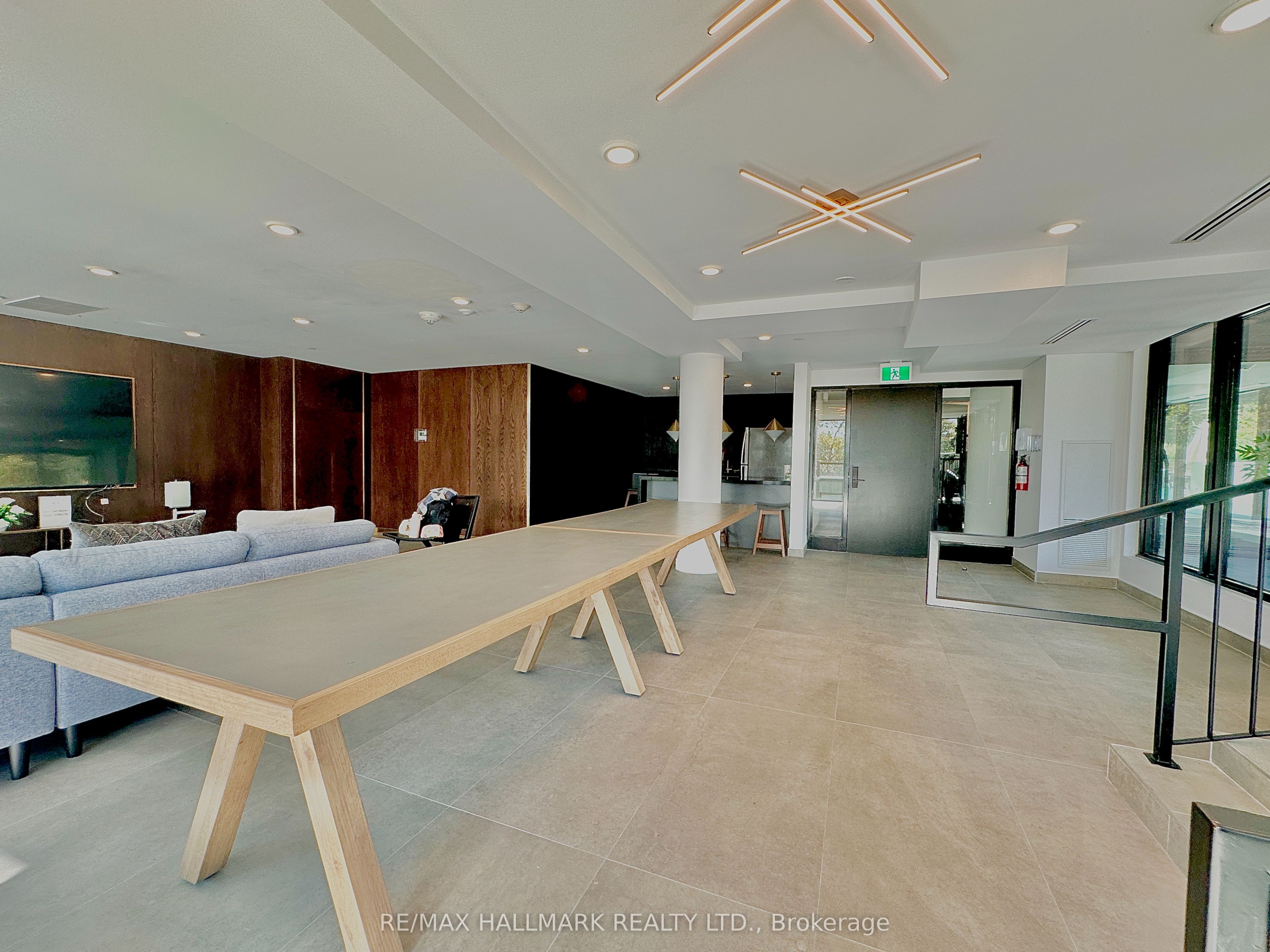 2799 Kingston Road, #223