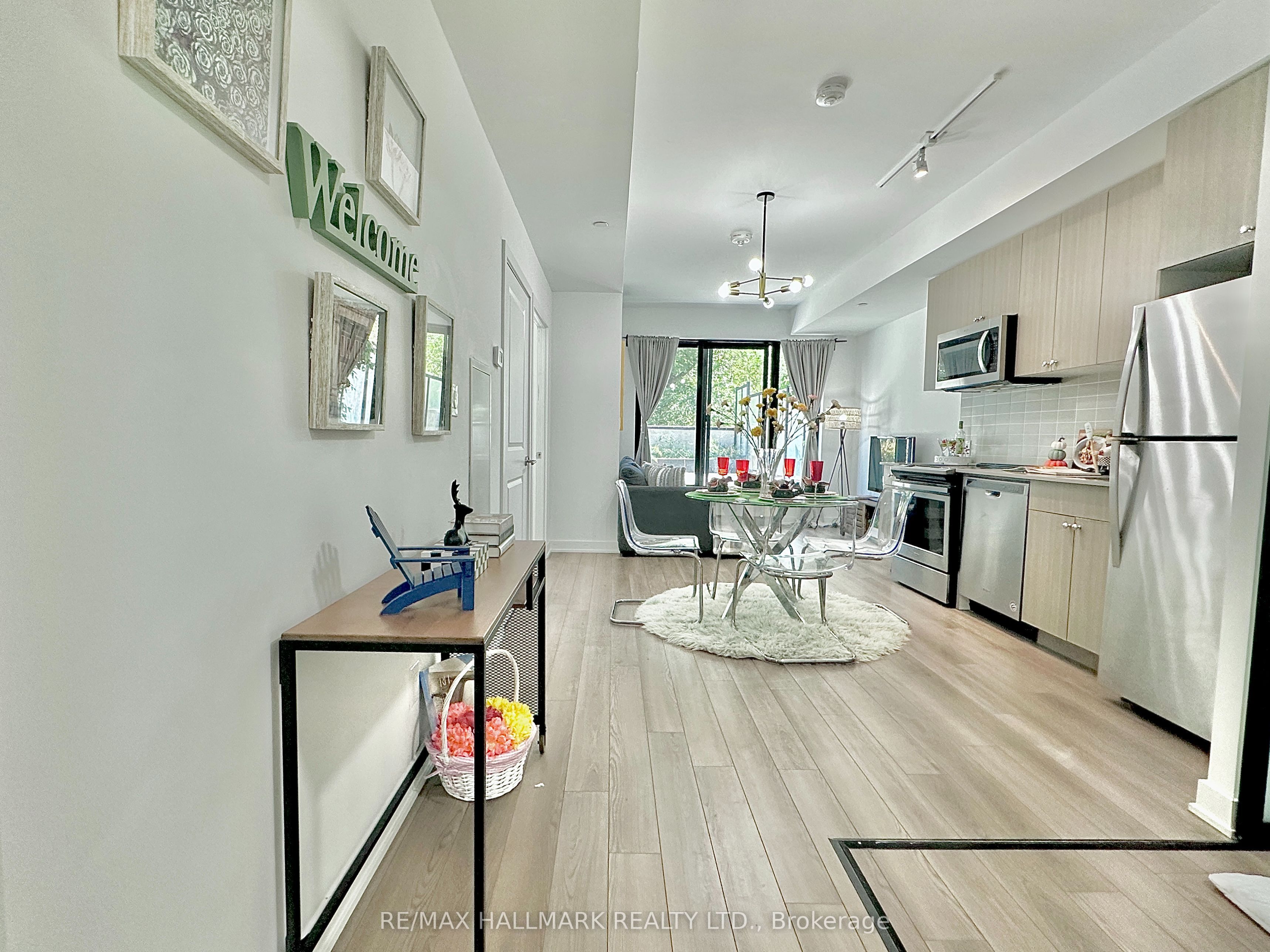 2799 Kingston Road, #223