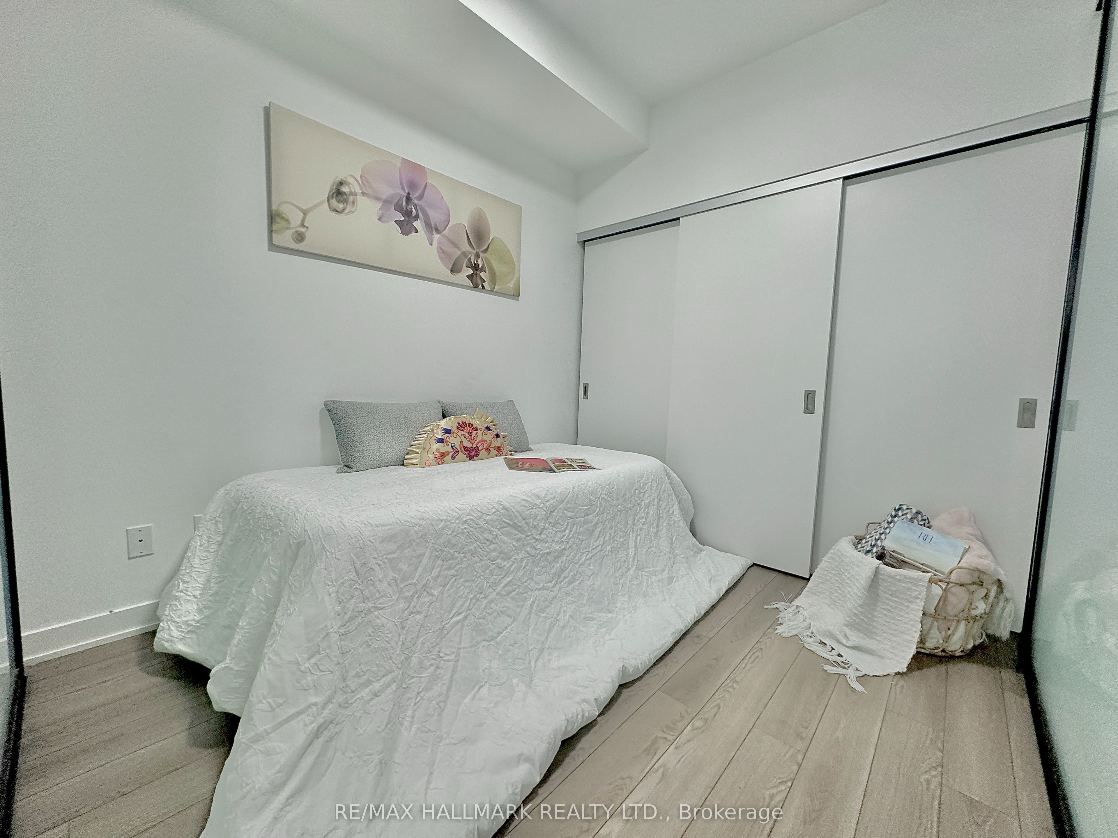 2799 Kingston Road, #223