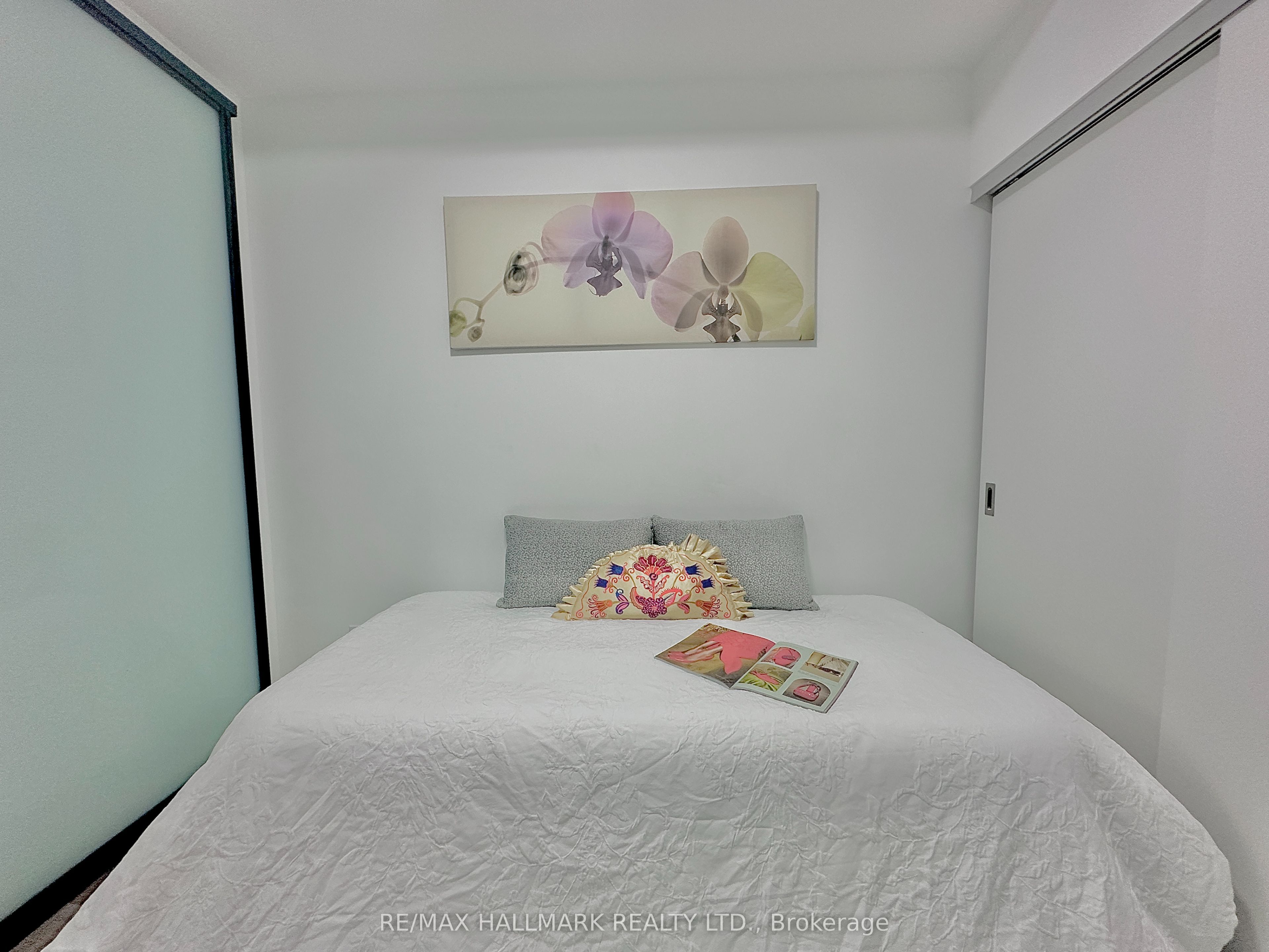 2799 Kingston Road, #223