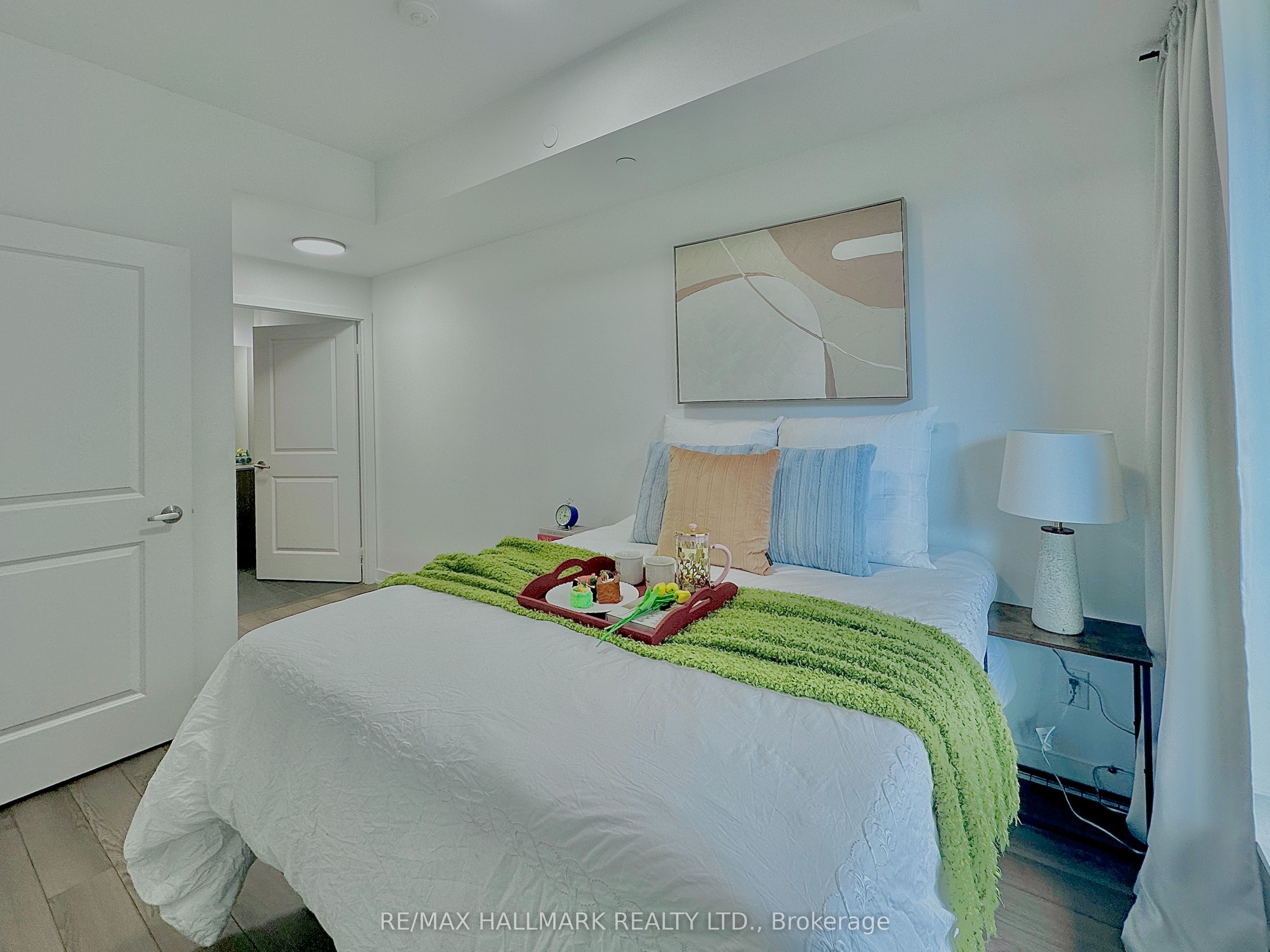 2799 Kingston Road, #223