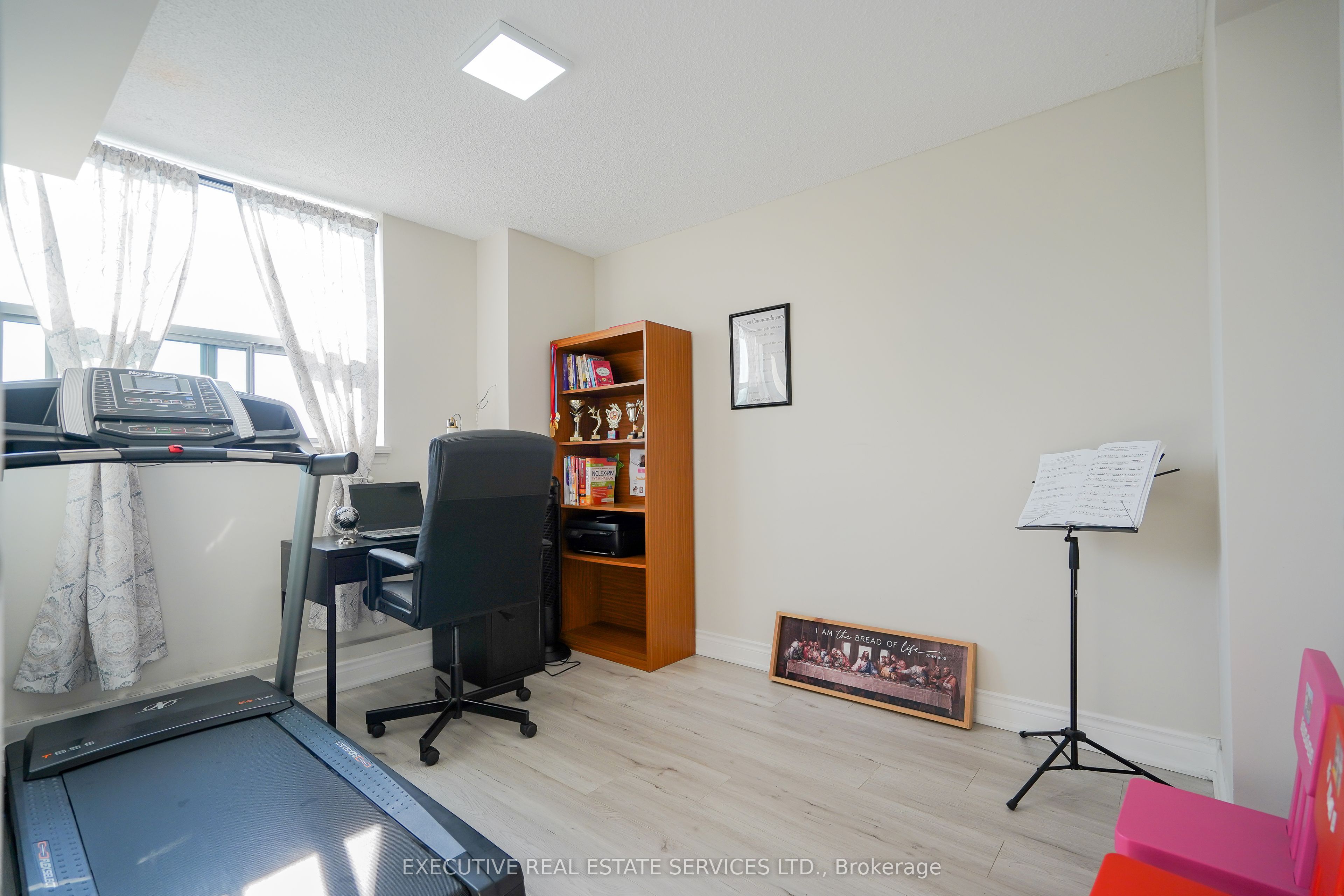 100 Wingarden Court, #605