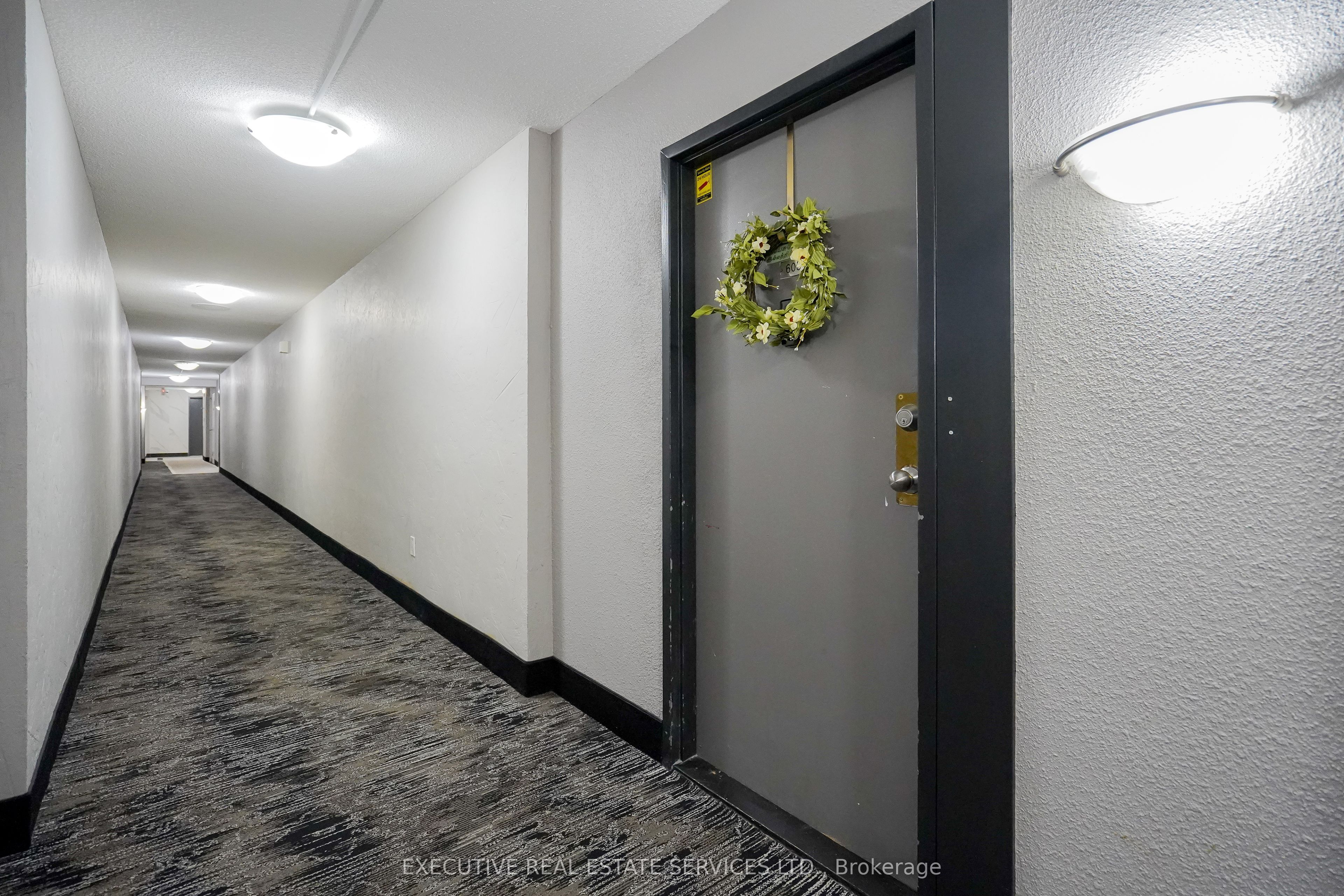 100 Wingarden Court, #605