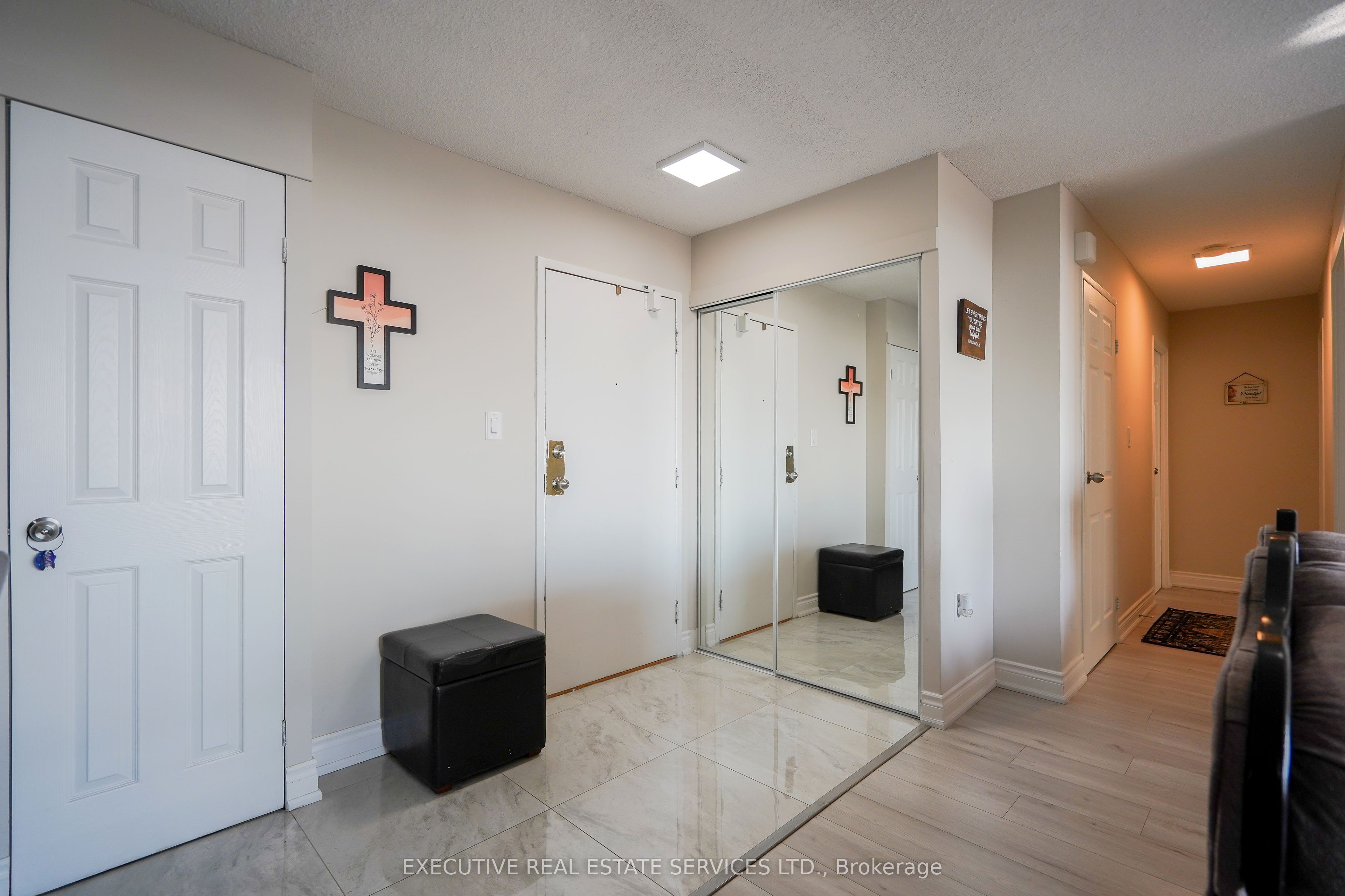 100 Wingarden Court, #605