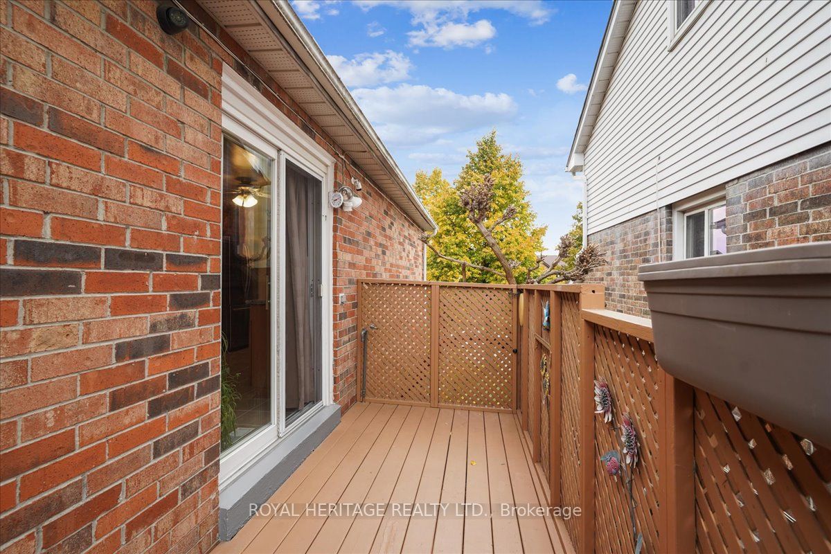 9 Wright Crescent