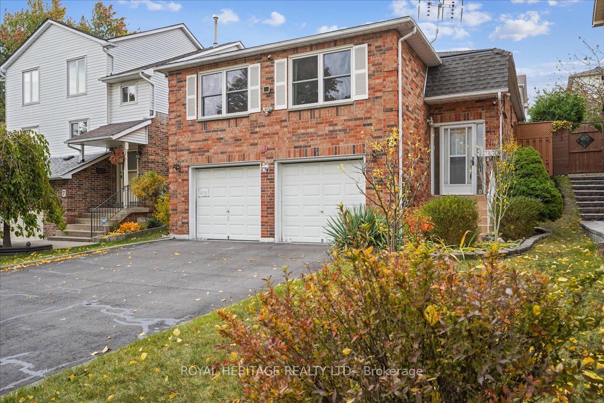 9 Wright Crescent