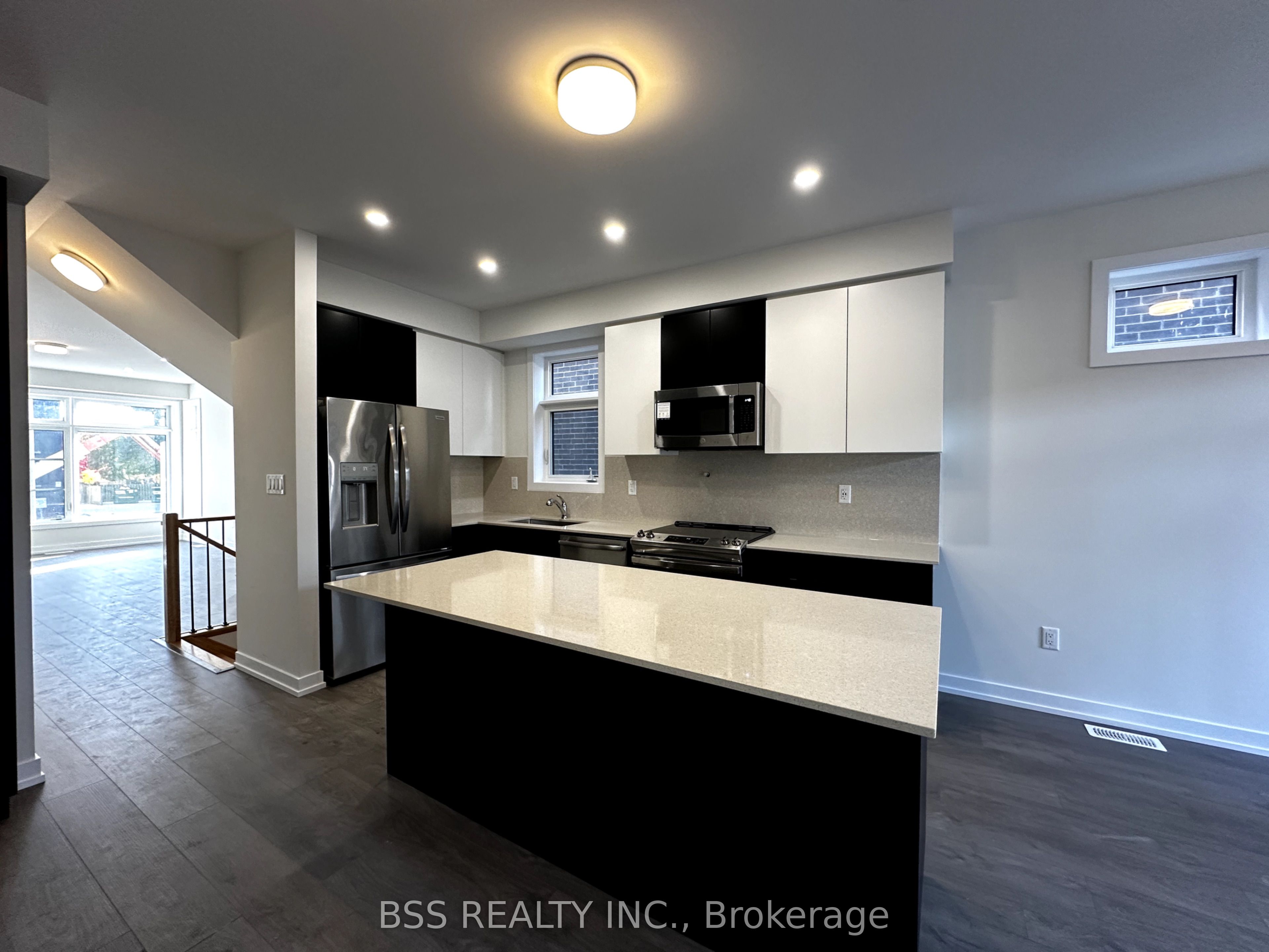 30 Akil Thomas Gardens